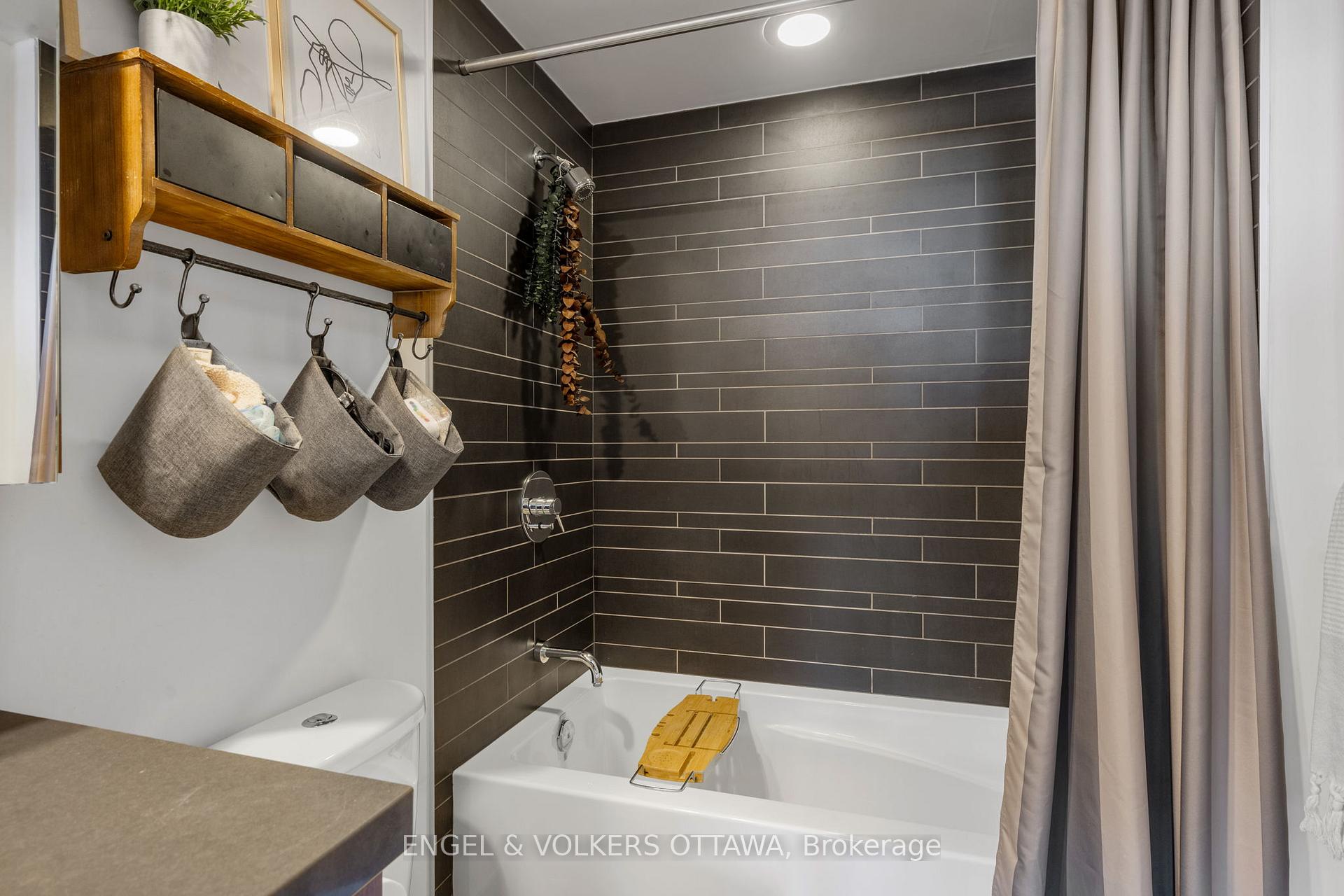 Photo 27 of Unit 808, 360 McLeod Street, Ottawa, Ottawa Centre — HOMEH