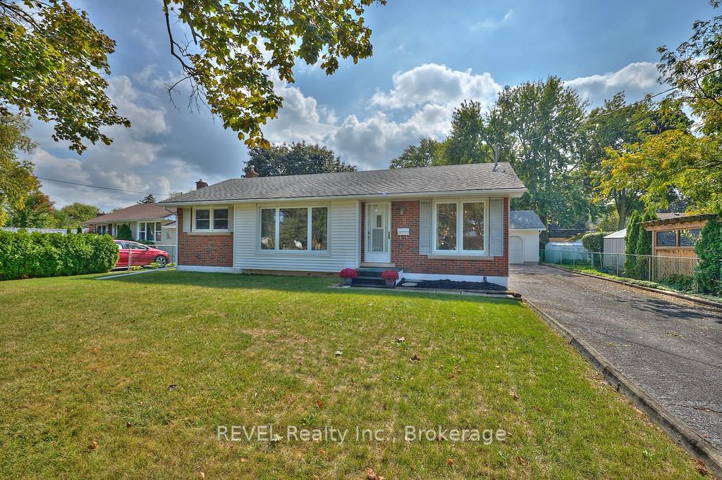 Photo 27 of 8 Harbour Road, St. Catharines, Lakeshore — HOMEH