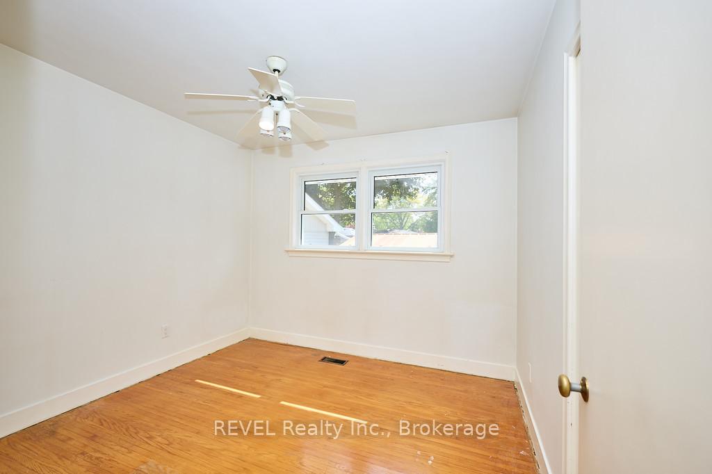 Photo 38 of 8 Harbour Road, St. Catharines, Lakeshore — HOMEH