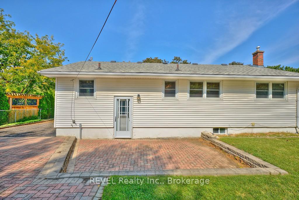 Photo 47 of 8 Harbour Road, St. Catharines, Lakeshore — HOMEH