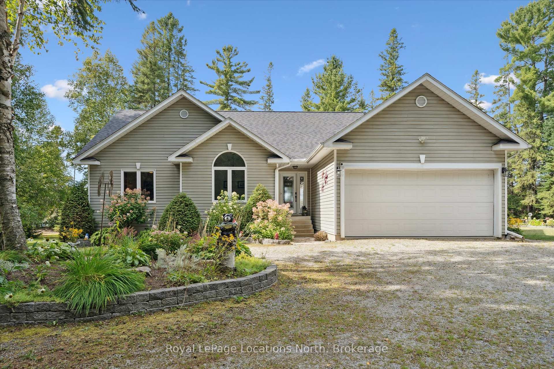 Photo 2 of 576 Clam Lake Road, Kearney — HOMEH