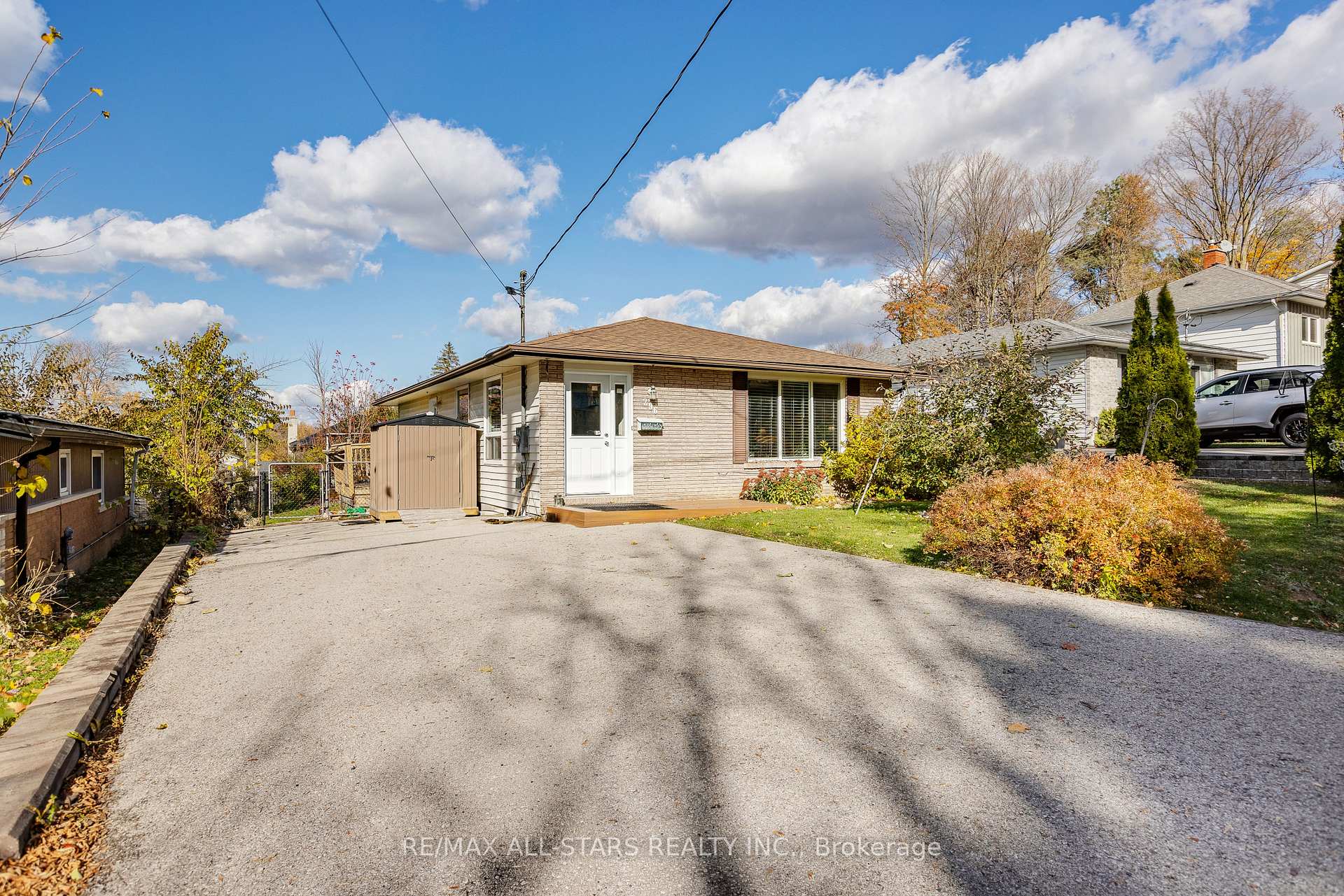 Photo 1 of 296 Terrace Drive, Georgina, Keswick South — HOMEH