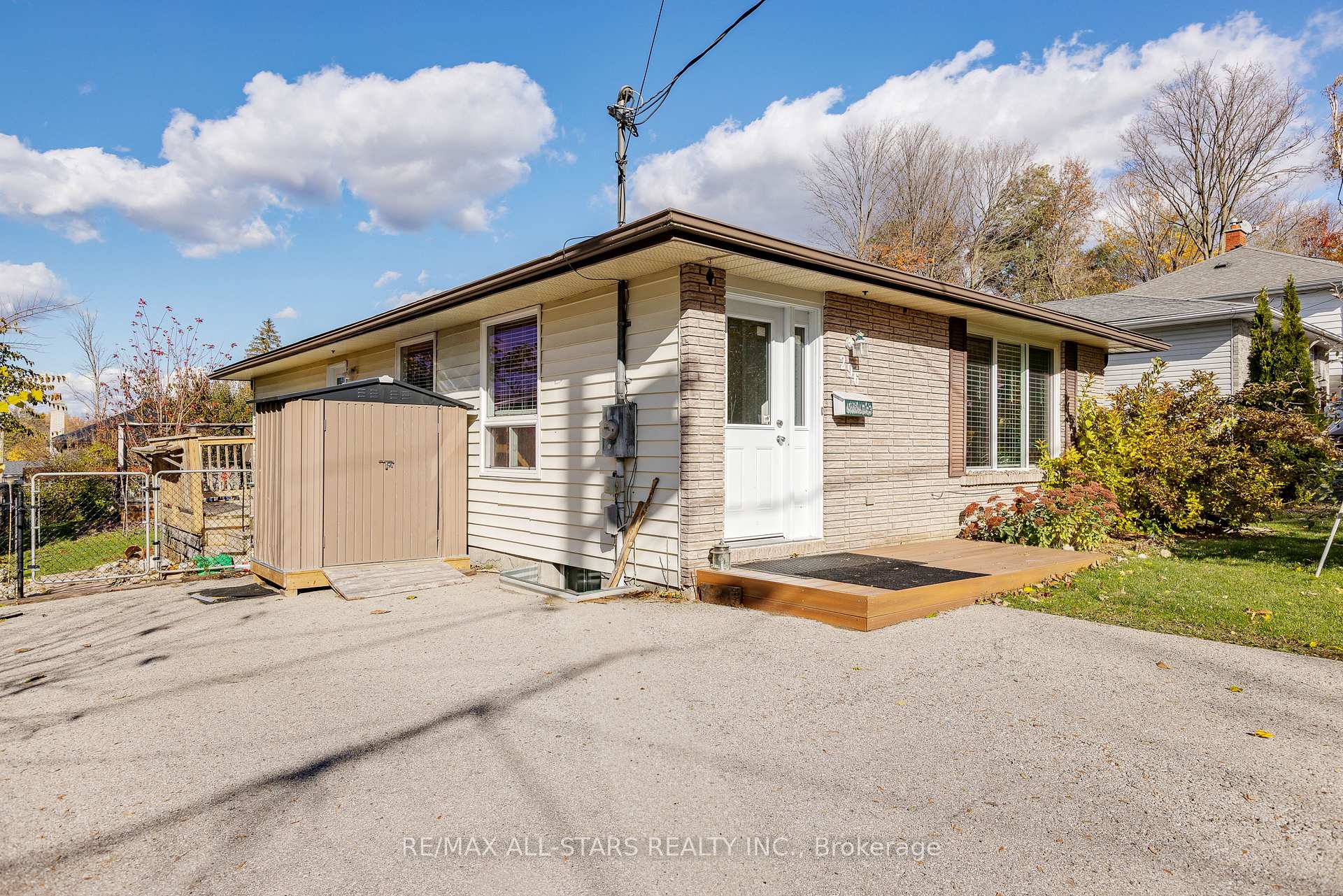 Photo 3 of 296 Terrace Drive, Georgina, Keswick South — HOMEH