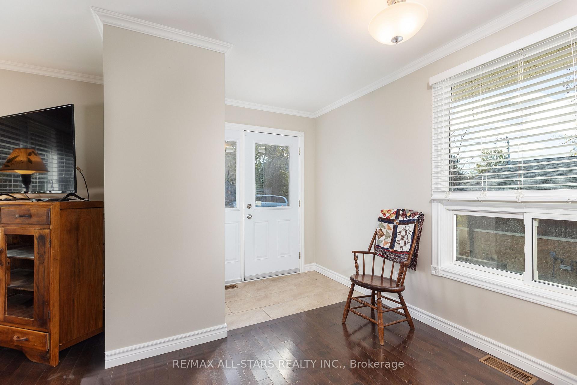 Photo 8 of 296 Terrace Drive, Georgina, Keswick South — HOMEH