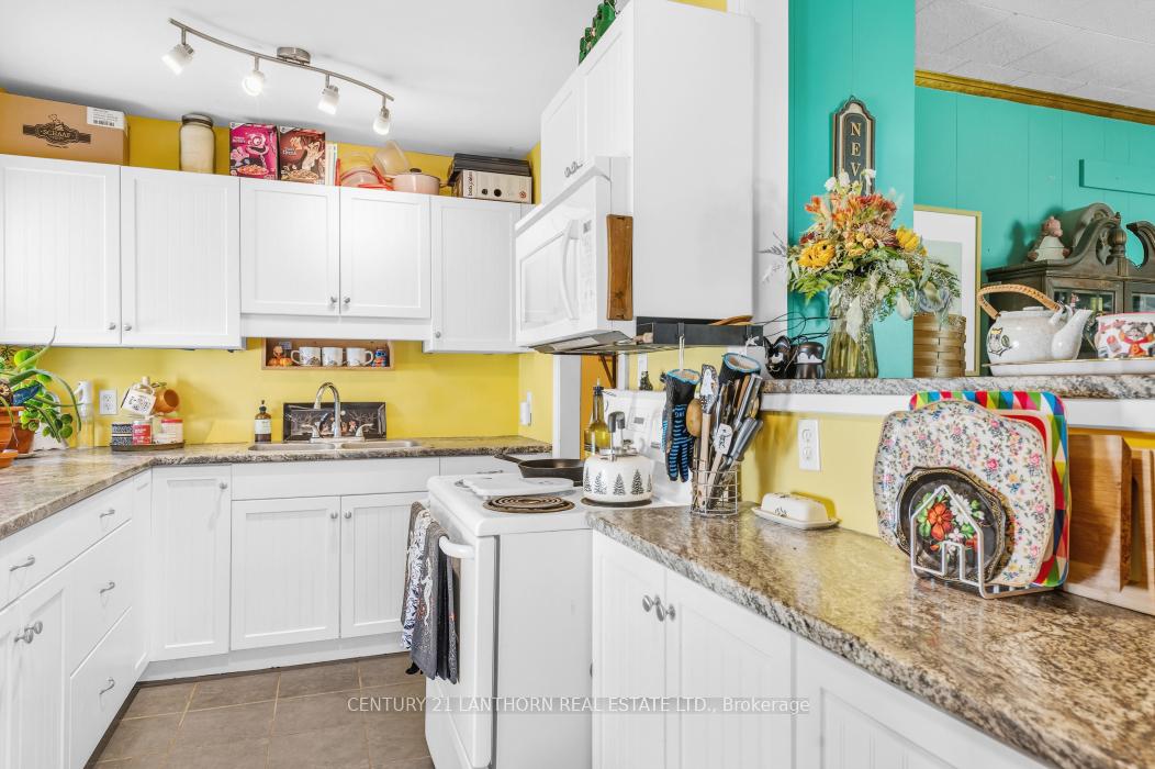 Photo 32 of 211 North Street, Stirling-Rawdon, Stirling Ward — HOMEH