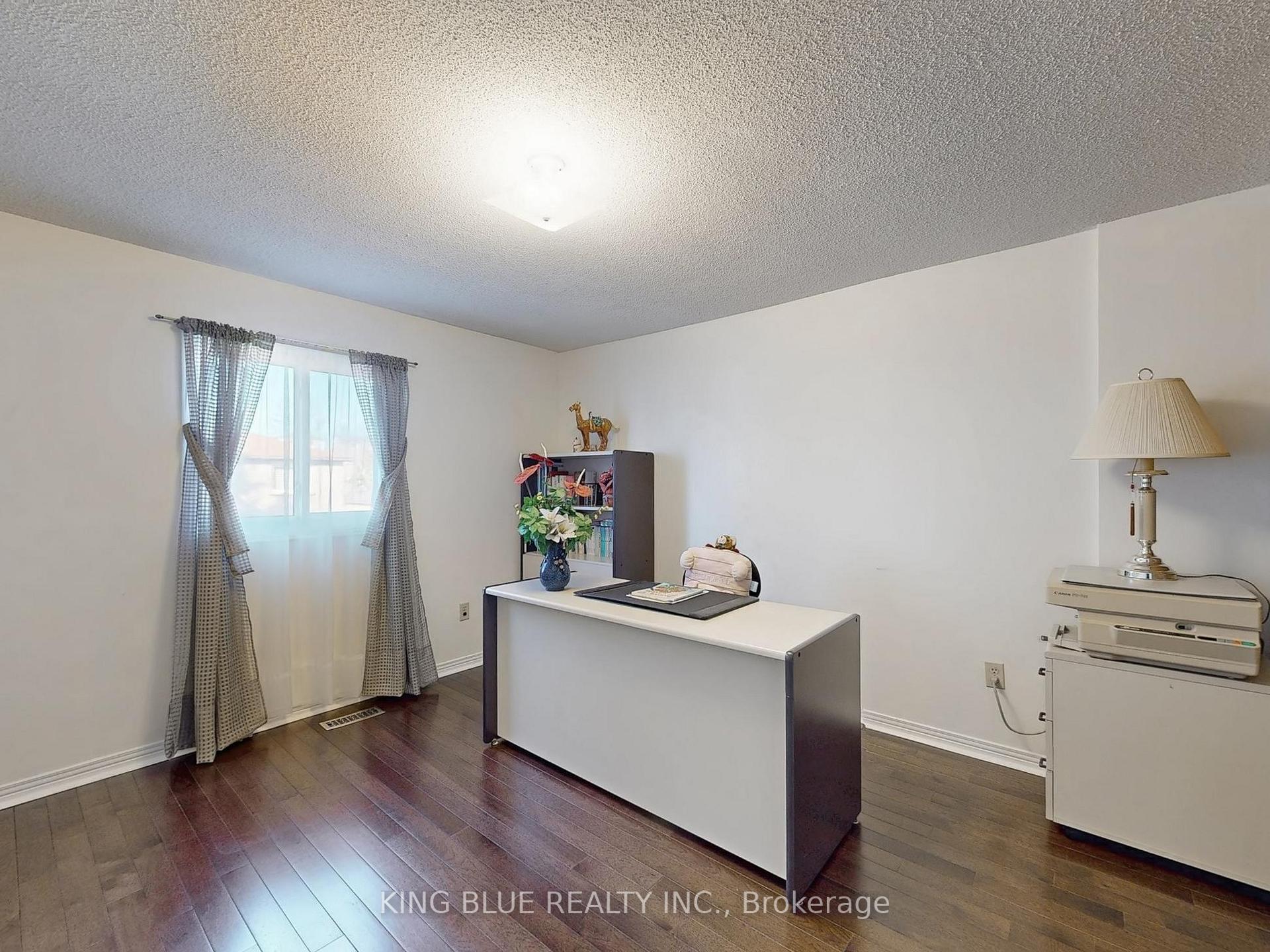 Photo 20 of 63 Chalmers Crescent, Ajax, Central — HOMEH