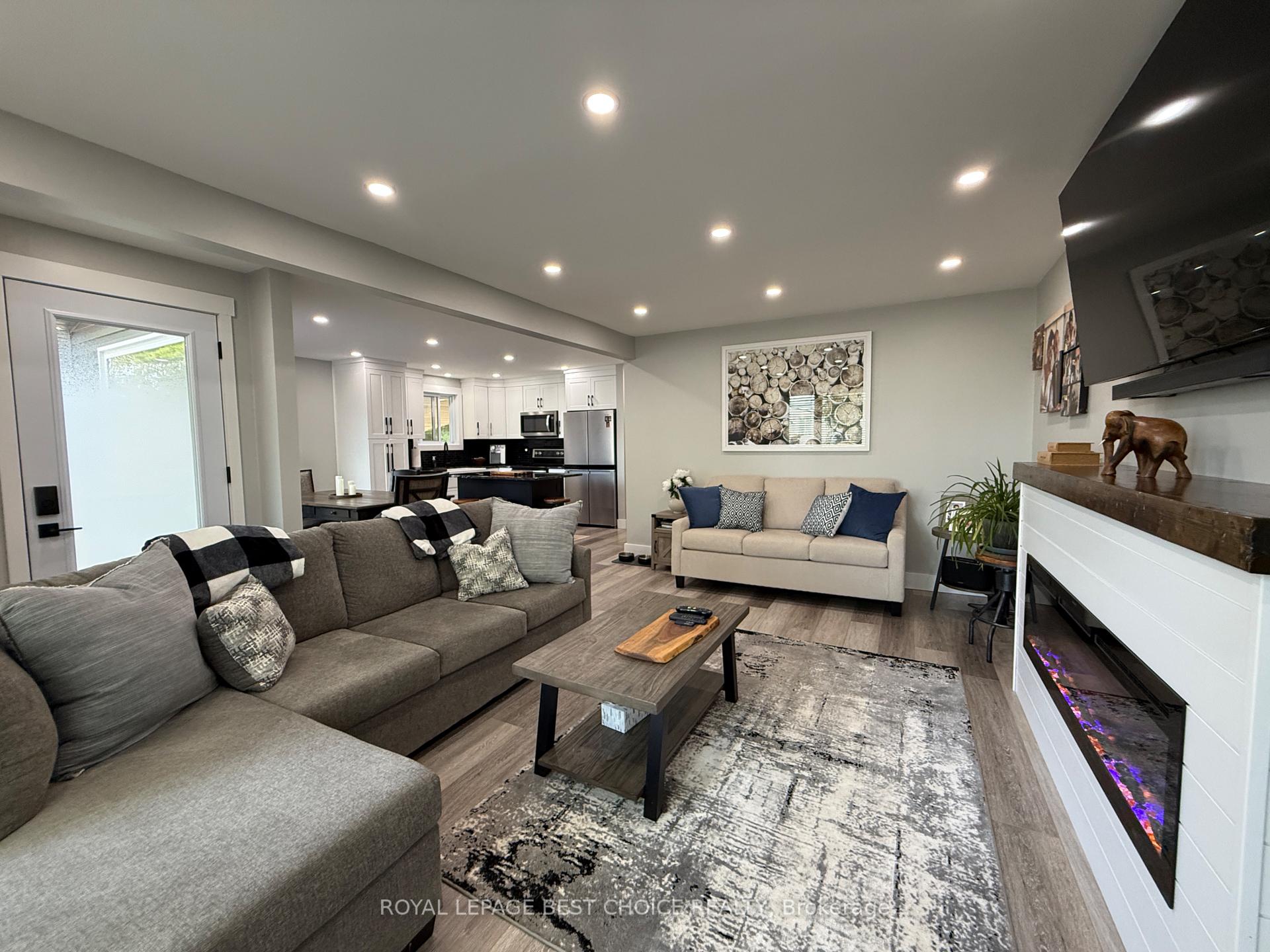 Photo 18 of 260 Pine Street W, Temiskaming Shores, New Liskeard — HOMEH