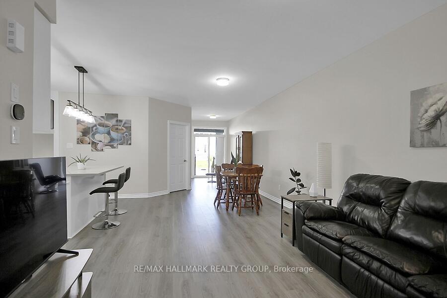 Photo 7 of Unit 73, 507 Nautilus Private, Ottawa, Kanata - Emerald Meadows/Trailwest — HOMEH
