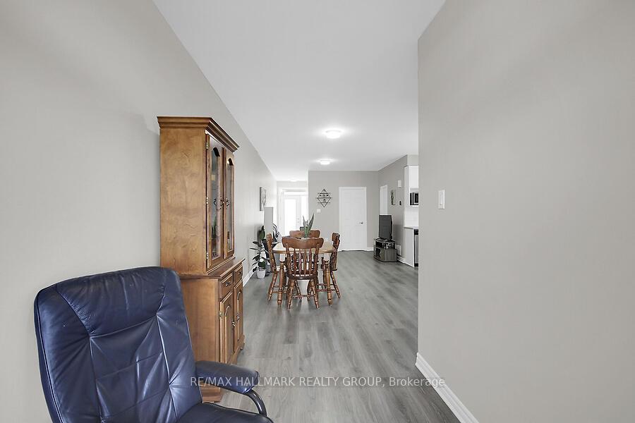 Photo 13 of Unit 73, 507 Nautilus Private, Ottawa, Kanata - Emerald Meadows/Trailwest — HOMEH