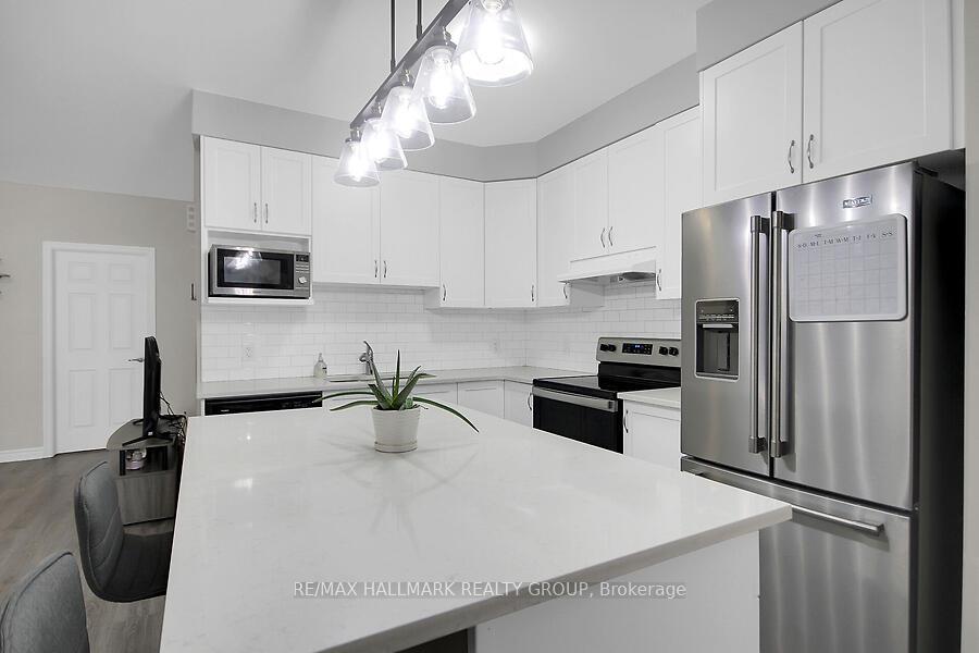 Photo 19 of Unit 73, 507 Nautilus Private, Ottawa, Kanata - Emerald Meadows/Trailwest — HOMEH