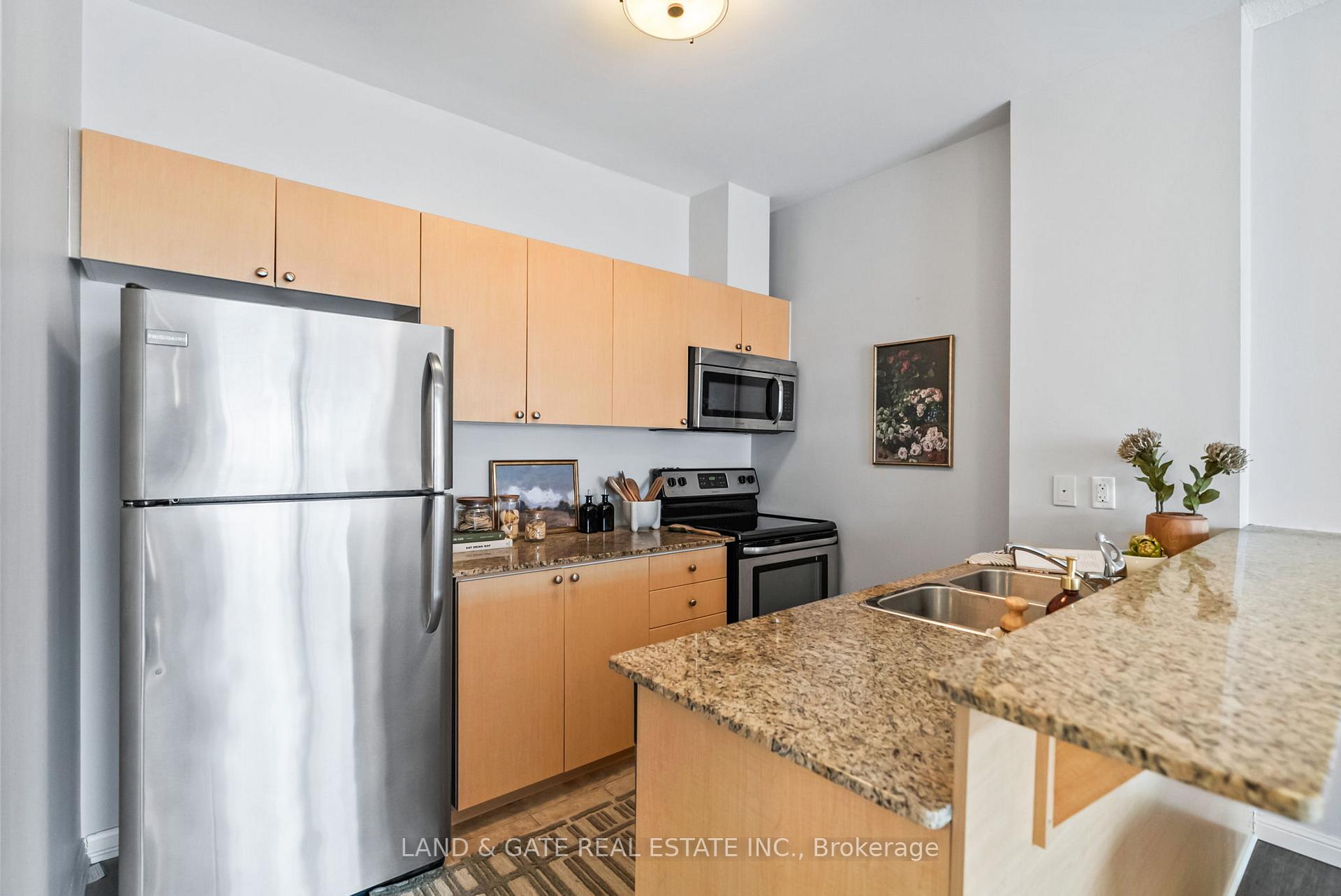 Photo 20 of Unit 209, 1 Sidney Lane, Clarington, Bowmanville — HOMEH