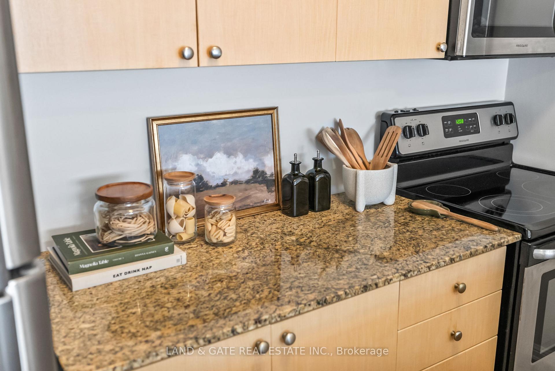 Photo 21 of Unit 209, 1 Sidney Lane, Clarington, Bowmanville — HOMEH