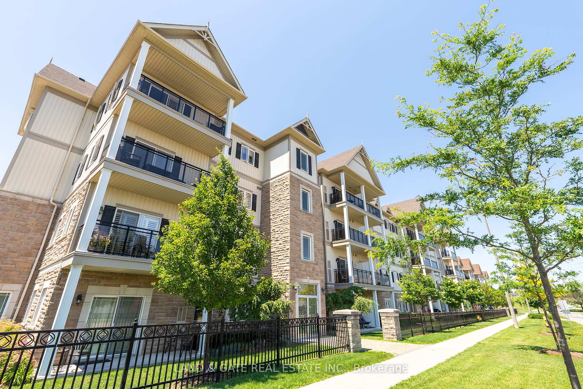 Photo 40 of Unit 209, 1 Sidney Lane, Clarington, Bowmanville — HOMEH