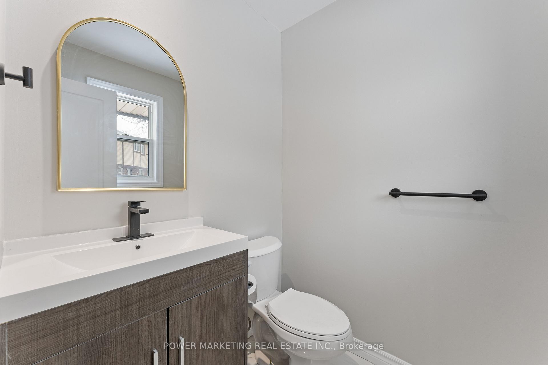 Photo 14 of 2-1406 Foxwell Street, Ottawa, Pineview — HOMEH