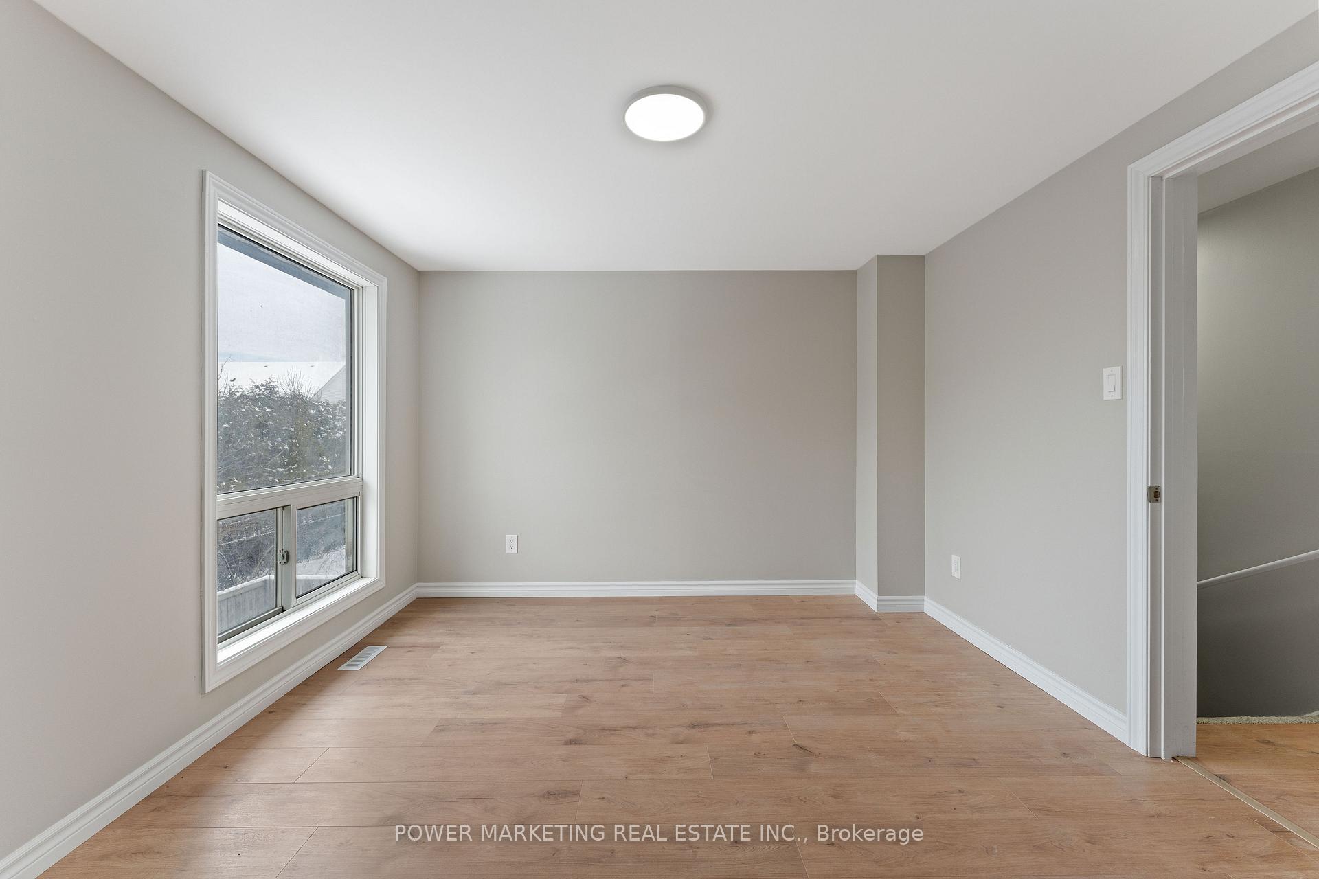 Photo 16 of 2-1406 Foxwell Street, Ottawa, Pineview — HOMEH