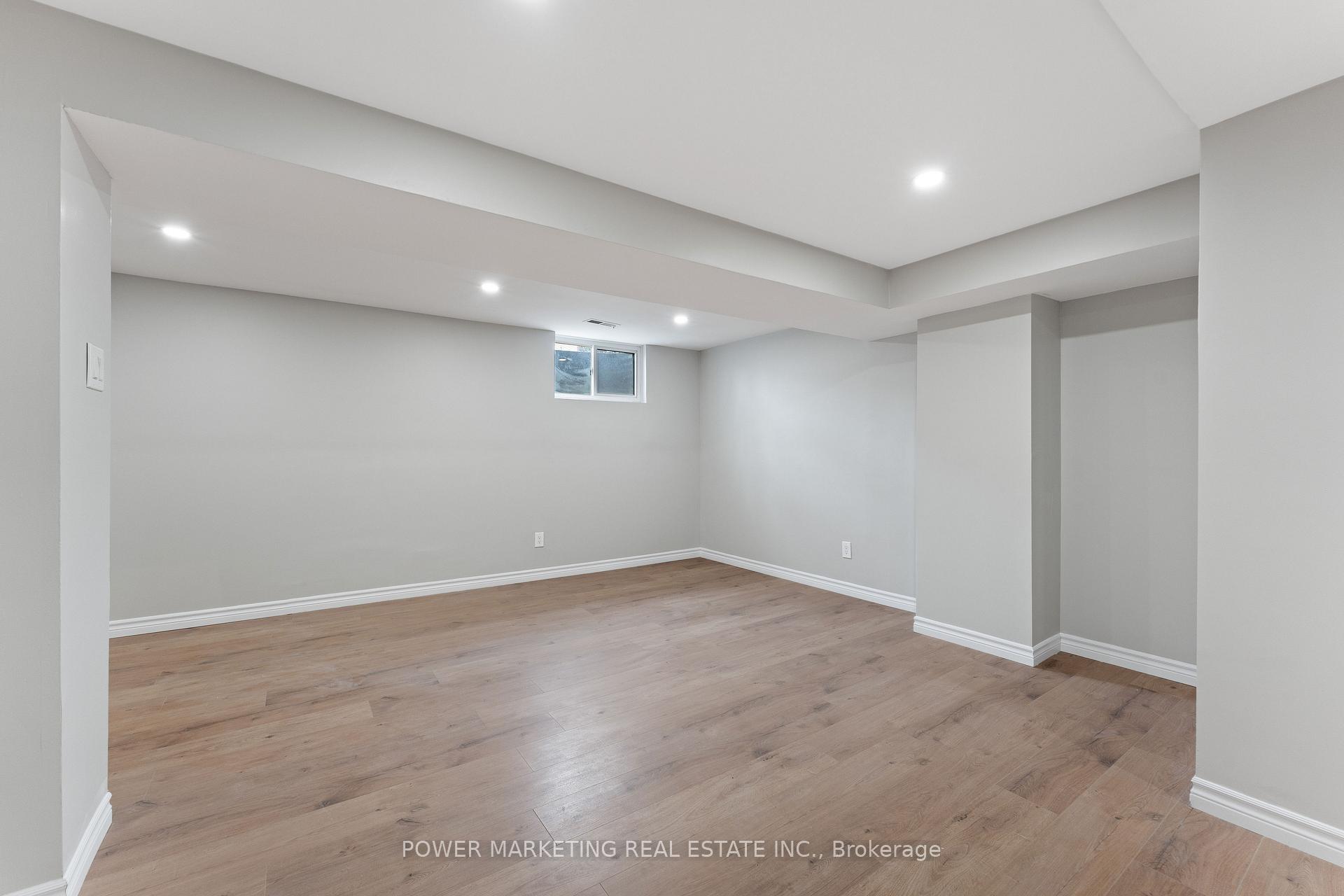 Photo 42 of 2-1406 Foxwell Street, Ottawa, Pineview — HOMEH