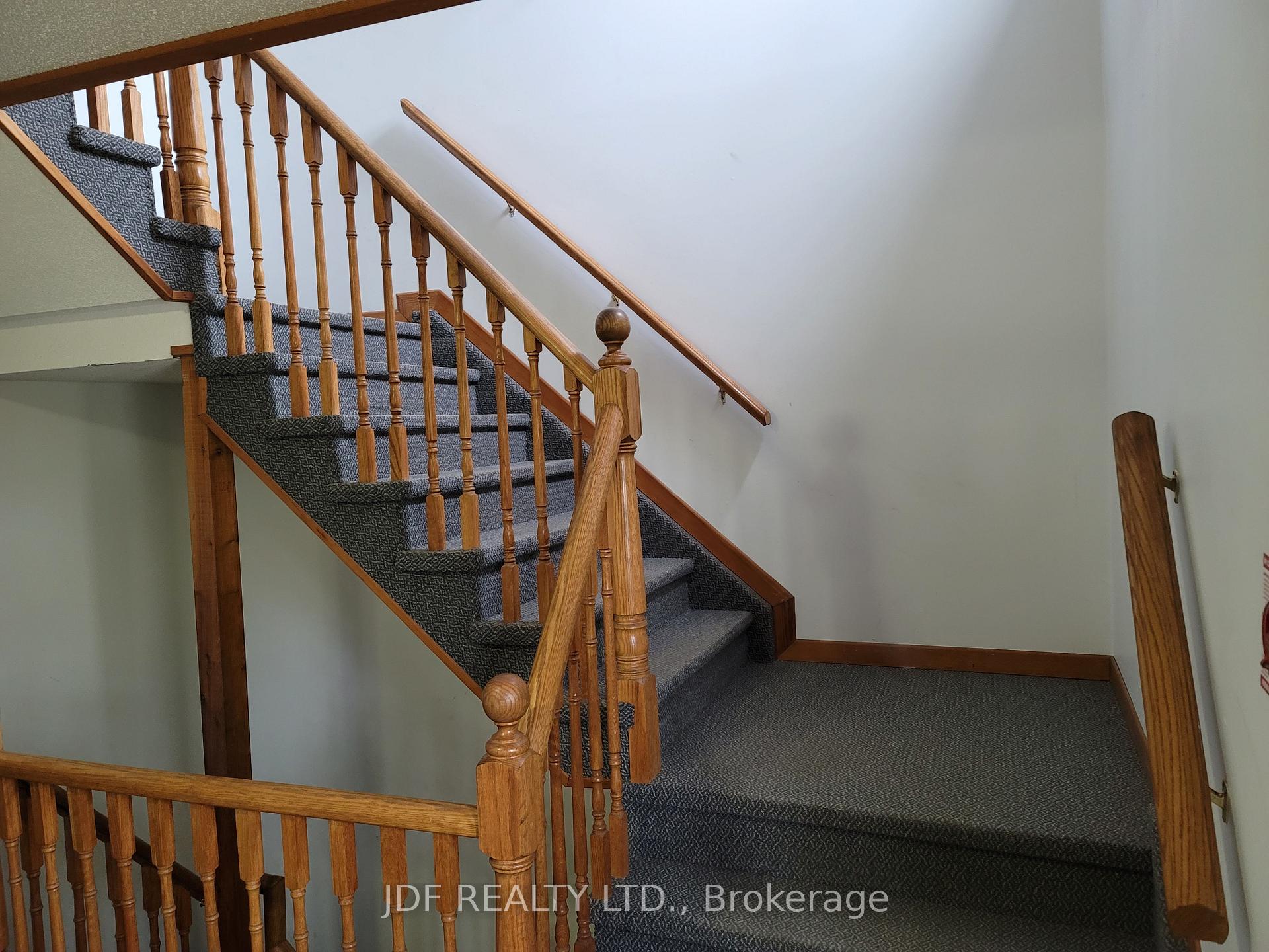 Photo 7 of 71 Victoria Street, Aurora, Aurora Village — HOMEH