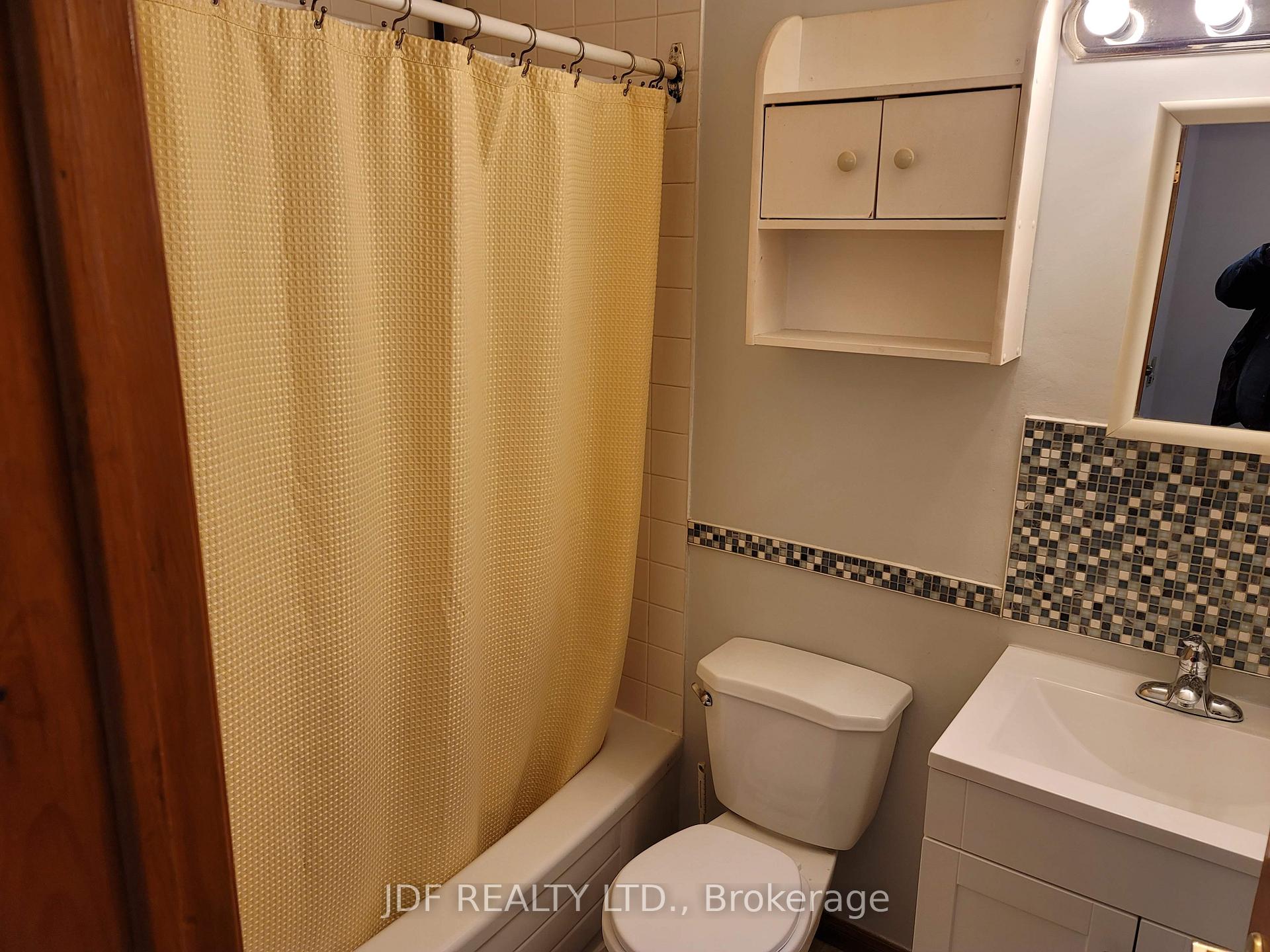 Photo 18 of 71 Victoria Street, Aurora, Aurora Village — HOMEH
