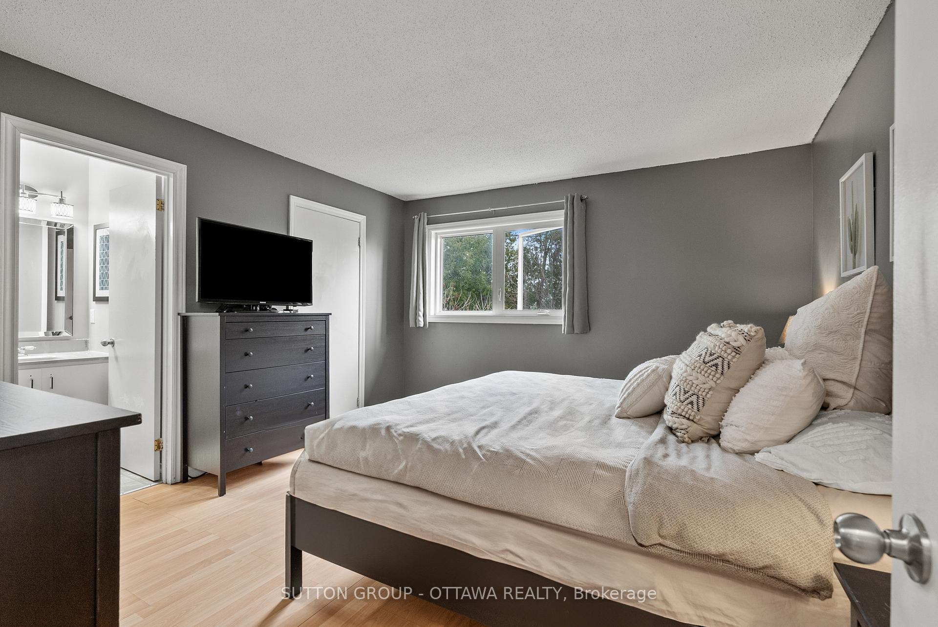 Photo 34 of 55 Lightfoot Place, Ottawa, Kanata - Katimavik — HOMEH