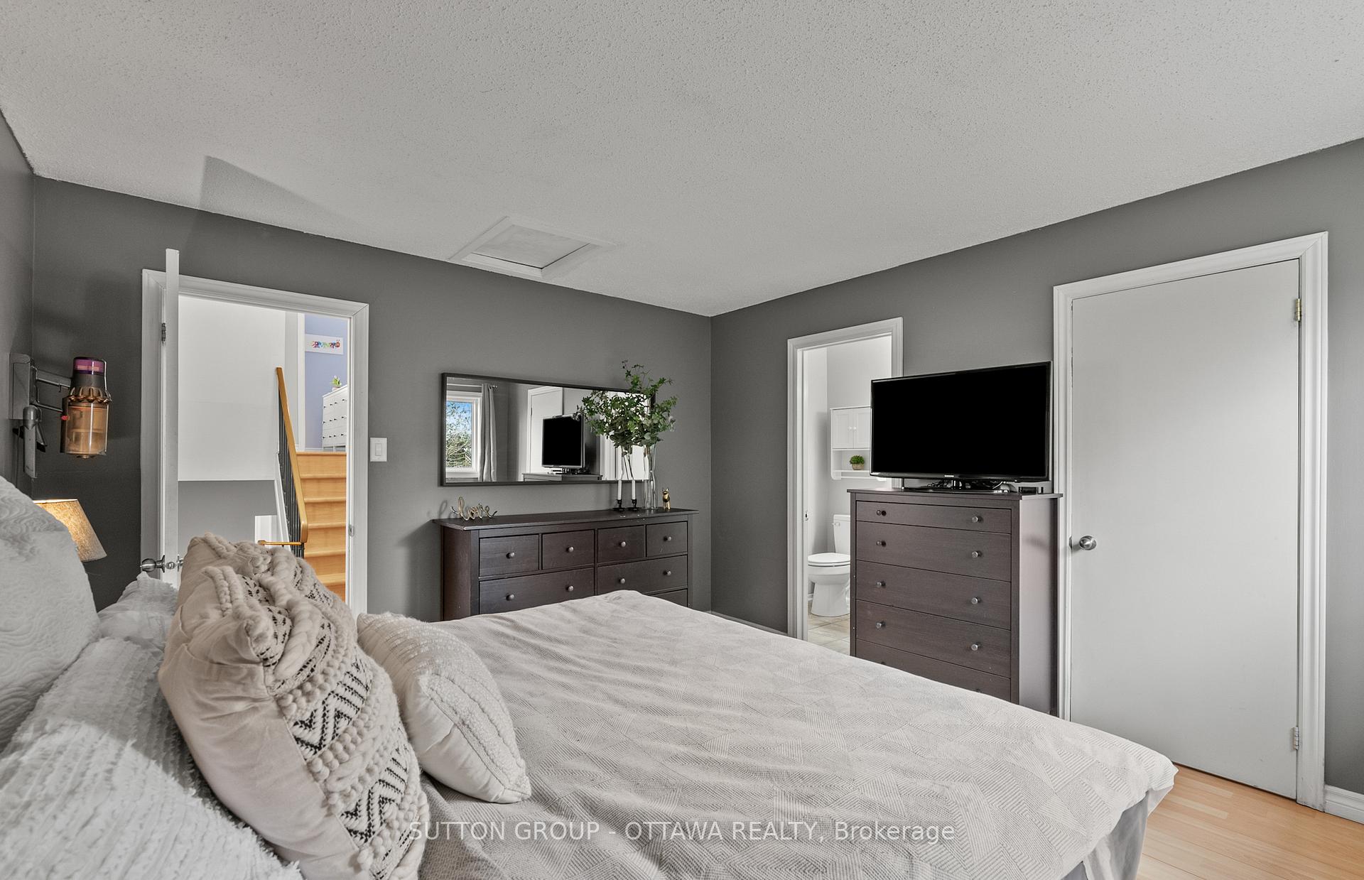 Photo 36 of 55 Lightfoot Place, Ottawa, Kanata - Katimavik — HOMEH