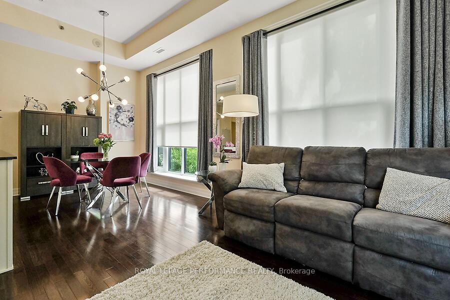 Photo 6 of 75 Cleary Avenue, Ottawa, Woodroffe — HOMEH