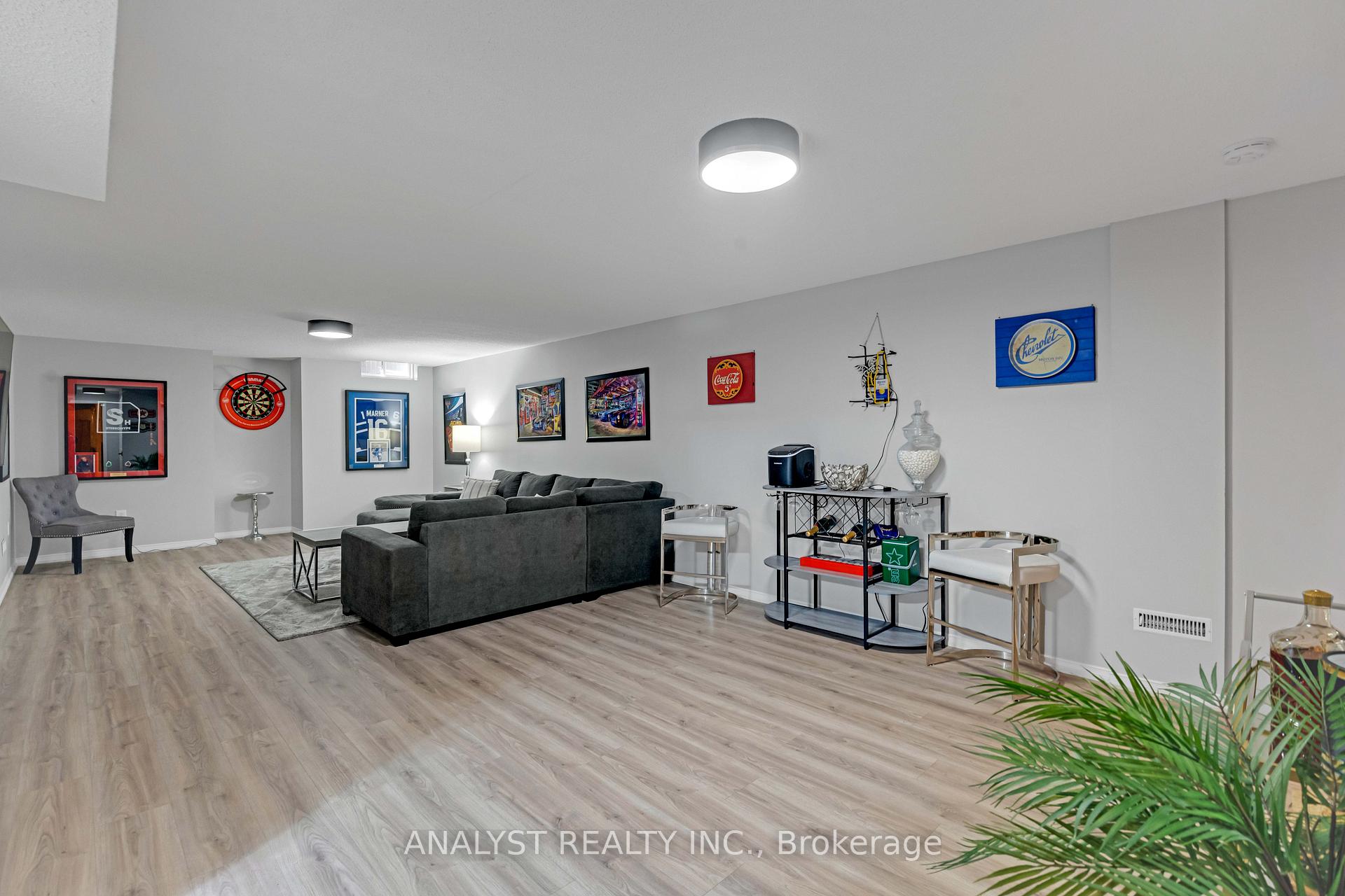 Photo 27 of 34 Carriage Walk, Aurora, Bayview Wellington — HOMEH
