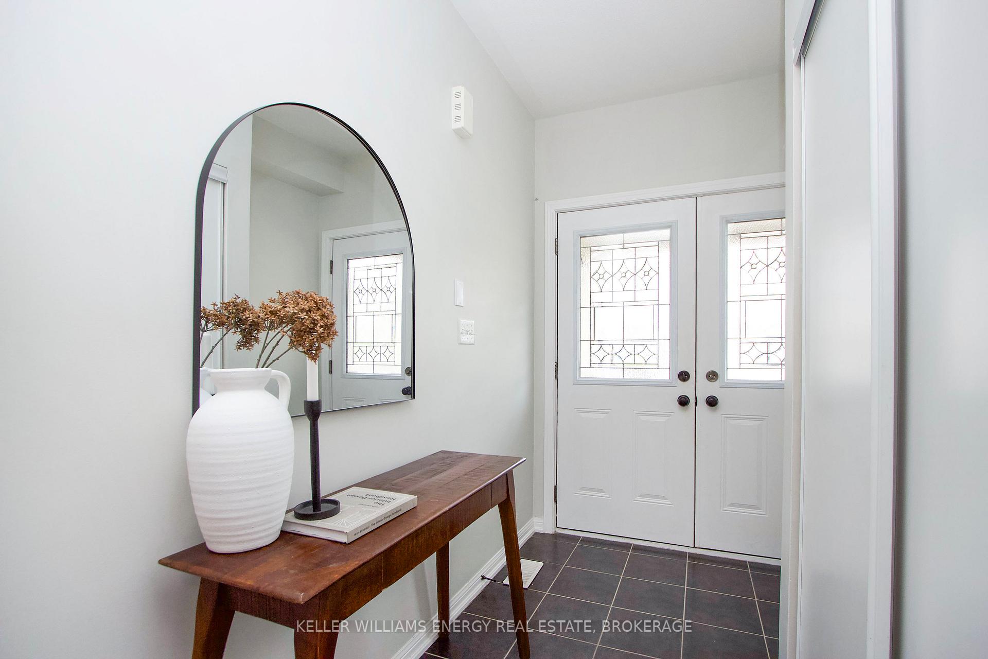 Photo 4 of Unit 40, 66 Connell Lane, Clarington, Bowmanville — HOMEH