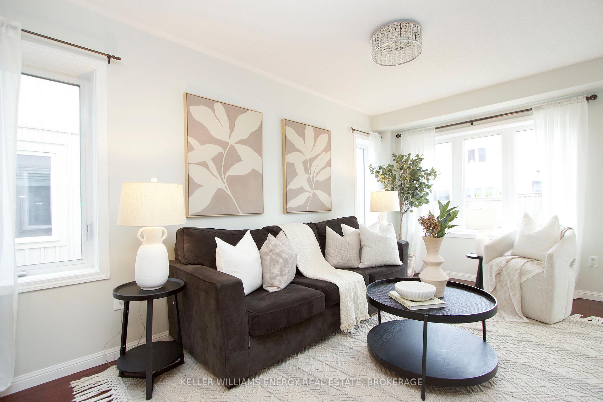 Photo 8 of Unit 40, 66 Connell Lane, Clarington, Bowmanville — HOMEH