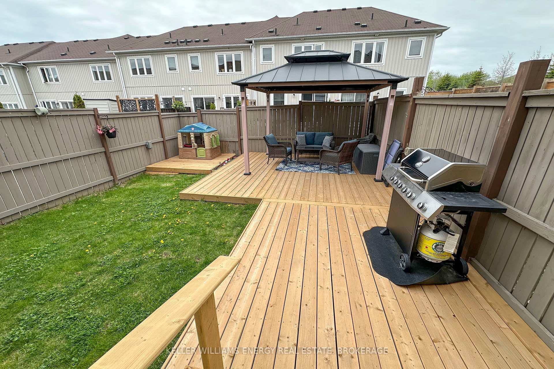 Photo 31 of Unit 40, 66 Connell Lane, Clarington, Bowmanville — HOMEH