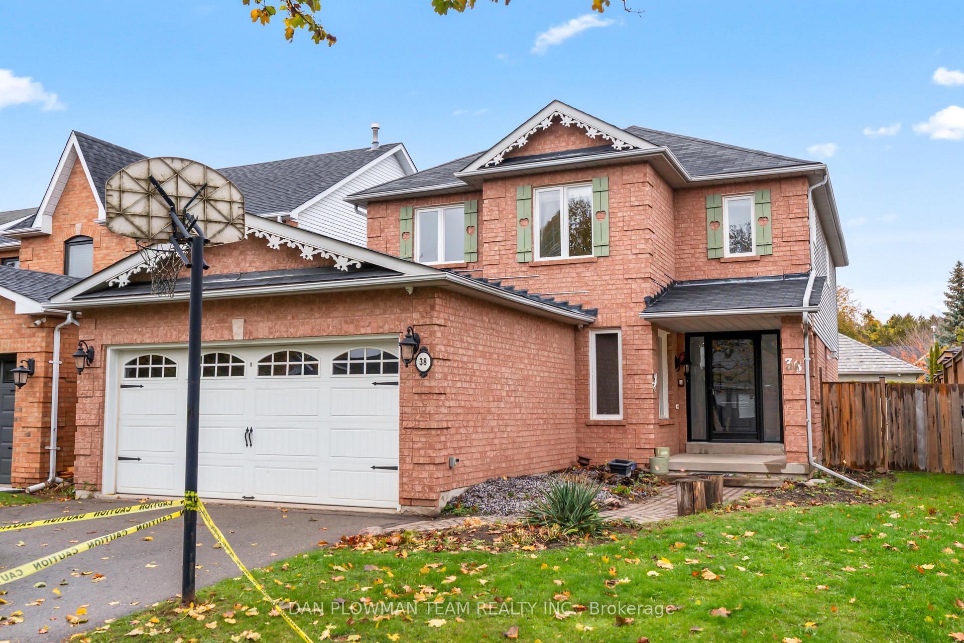 Photo 1 of 38 Hemmingway Drive, Clarington, Courtice — HOMEH