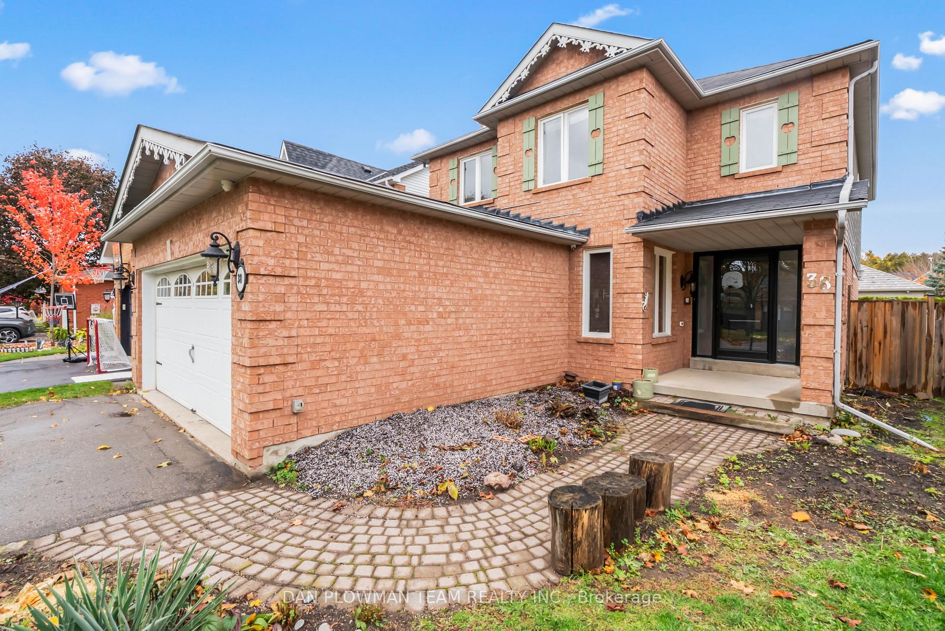 Photo 2 of 38 Hemmingway Drive, Clarington, Courtice — HOMEH