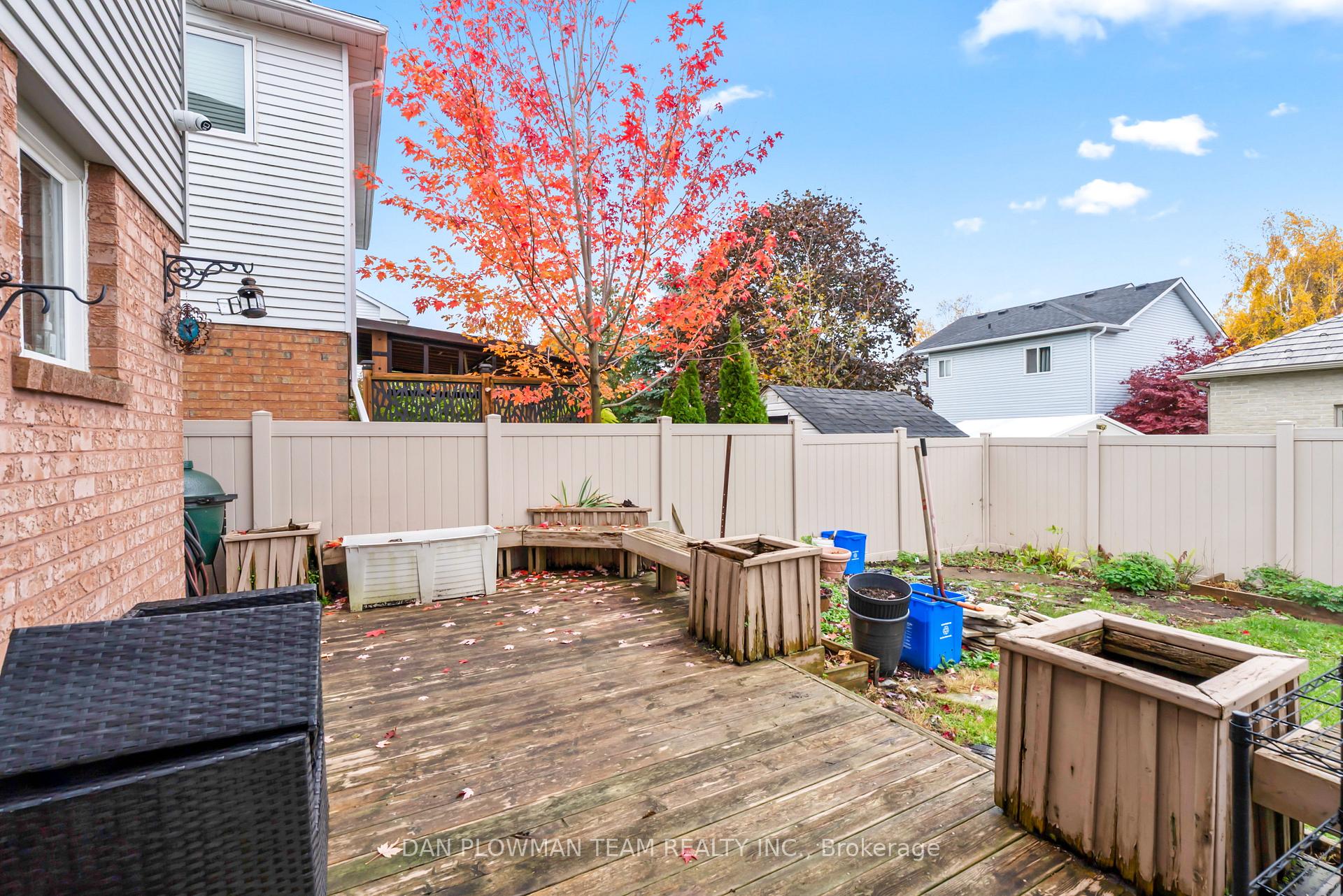 Photo 35 of 38 Hemmingway Drive, Clarington, Courtice — HOMEH