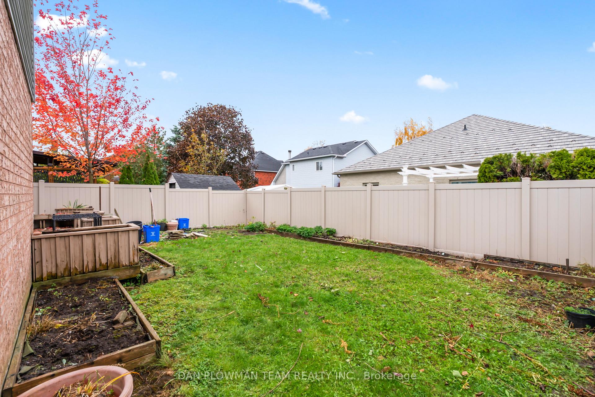 Photo 38 of 38 Hemmingway Drive, Clarington, Courtice — HOMEH