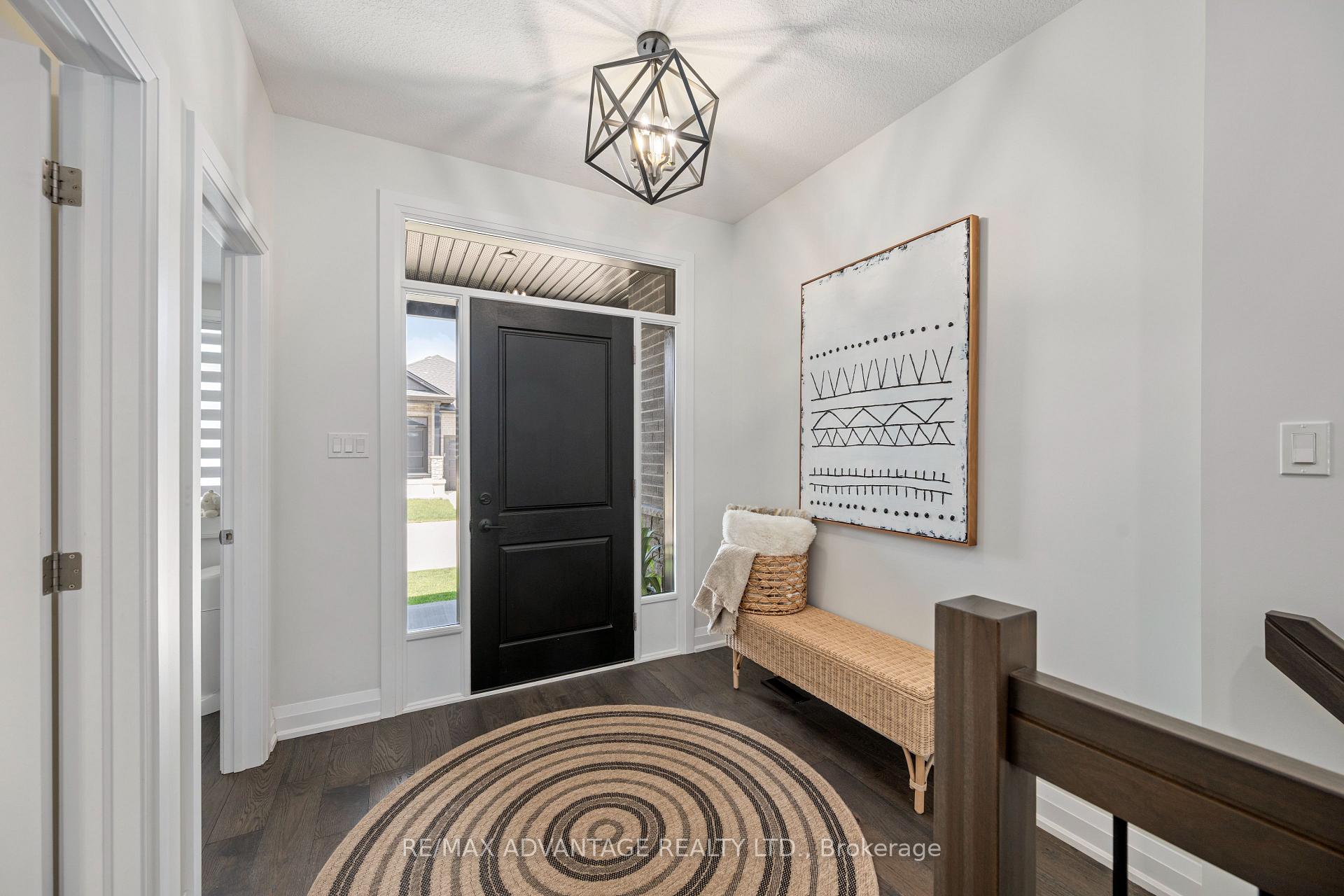 Photo 4 of Unit 5, 383 Daventry Way, Middlesex Centre, Rural Middlesex Centre — HOMEH
