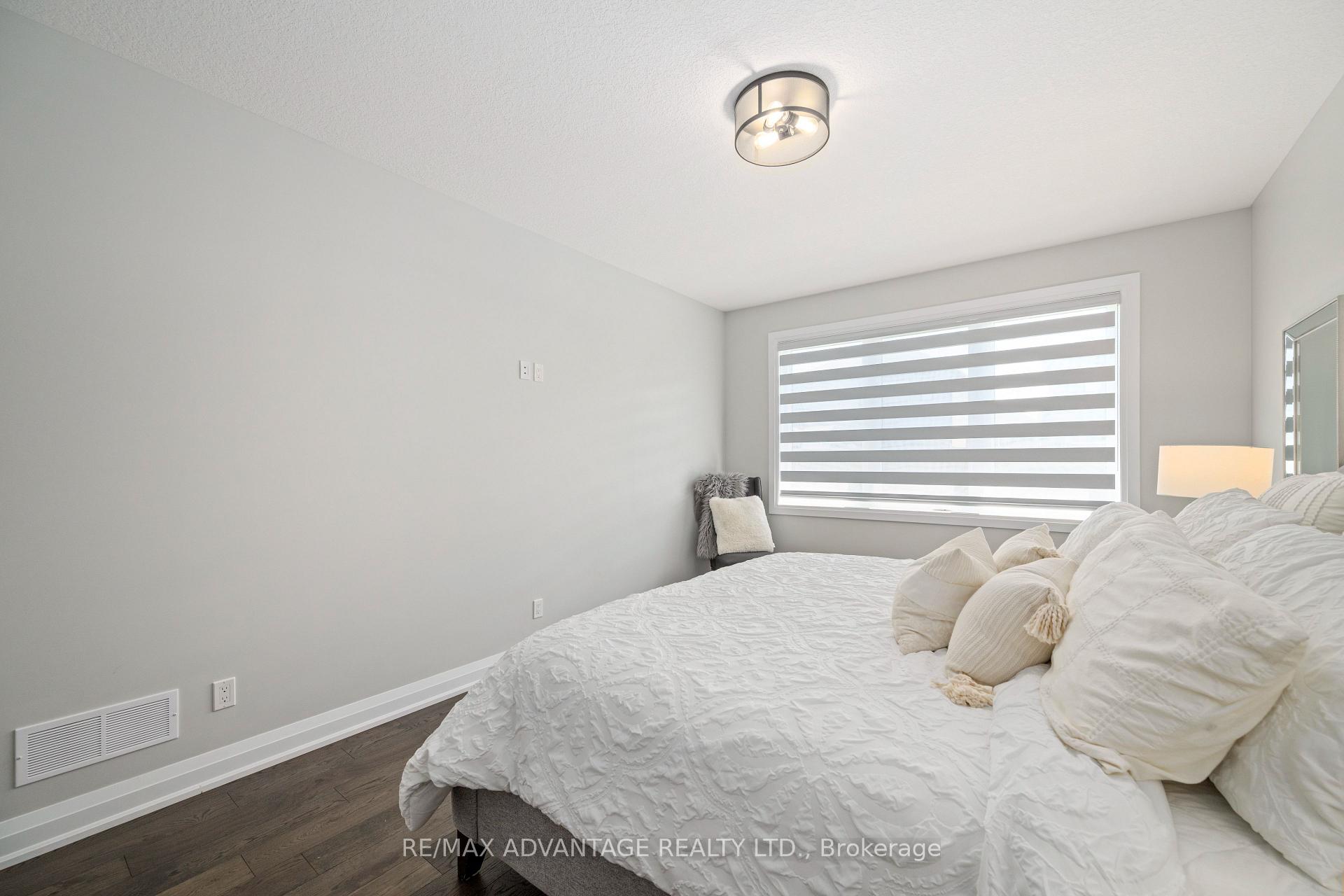 Photo 16 of Unit 5, 383 Daventry Way, Middlesex Centre, Rural Middlesex Centre — HOMEH