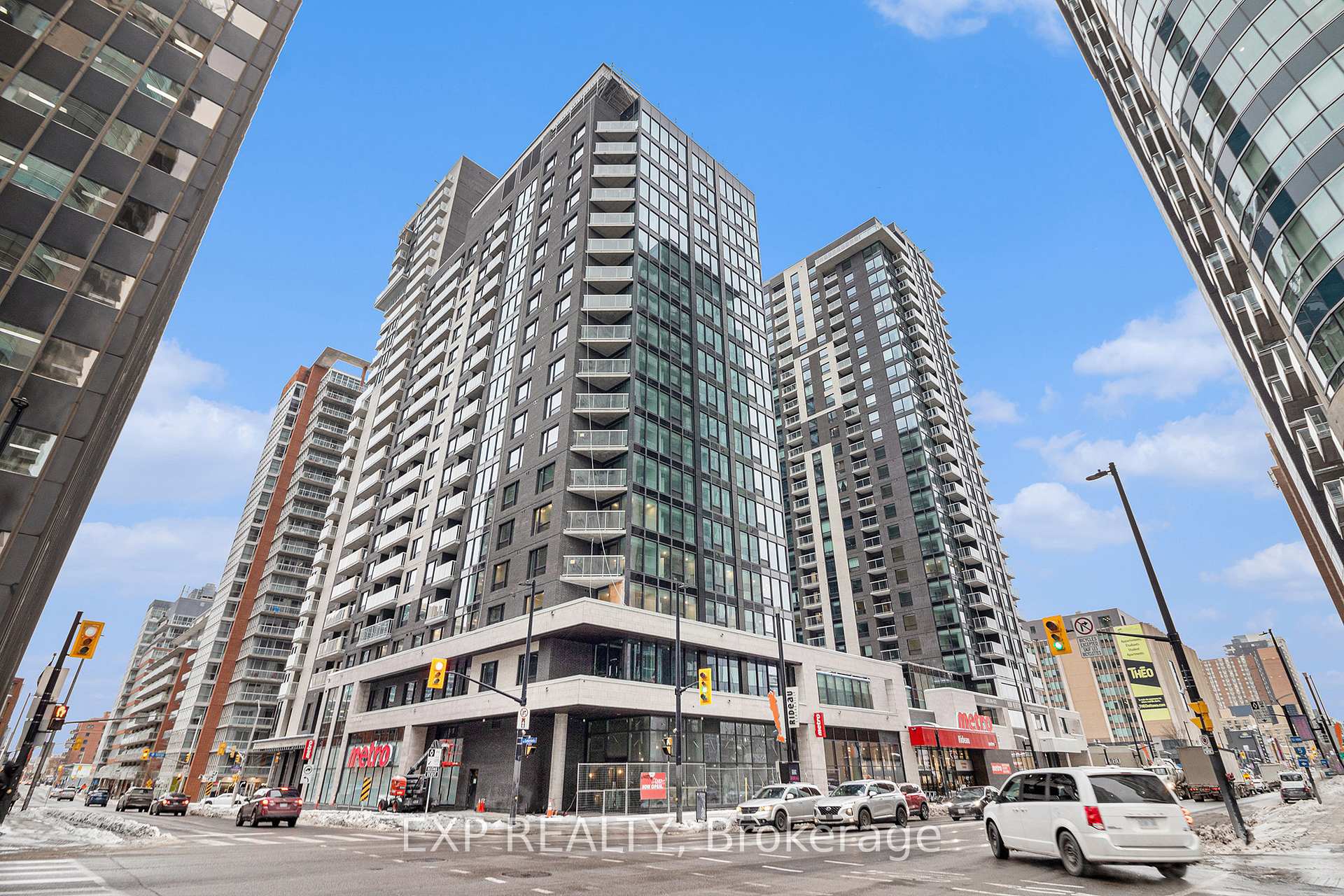 Front of Unit 1301, 180 George Street