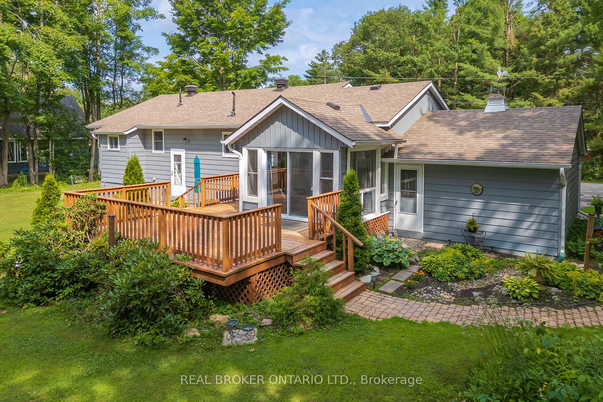 Photo 12 of 145 Blanchard Street W, Gravenhurst, Muskoka (S) — HOMEH