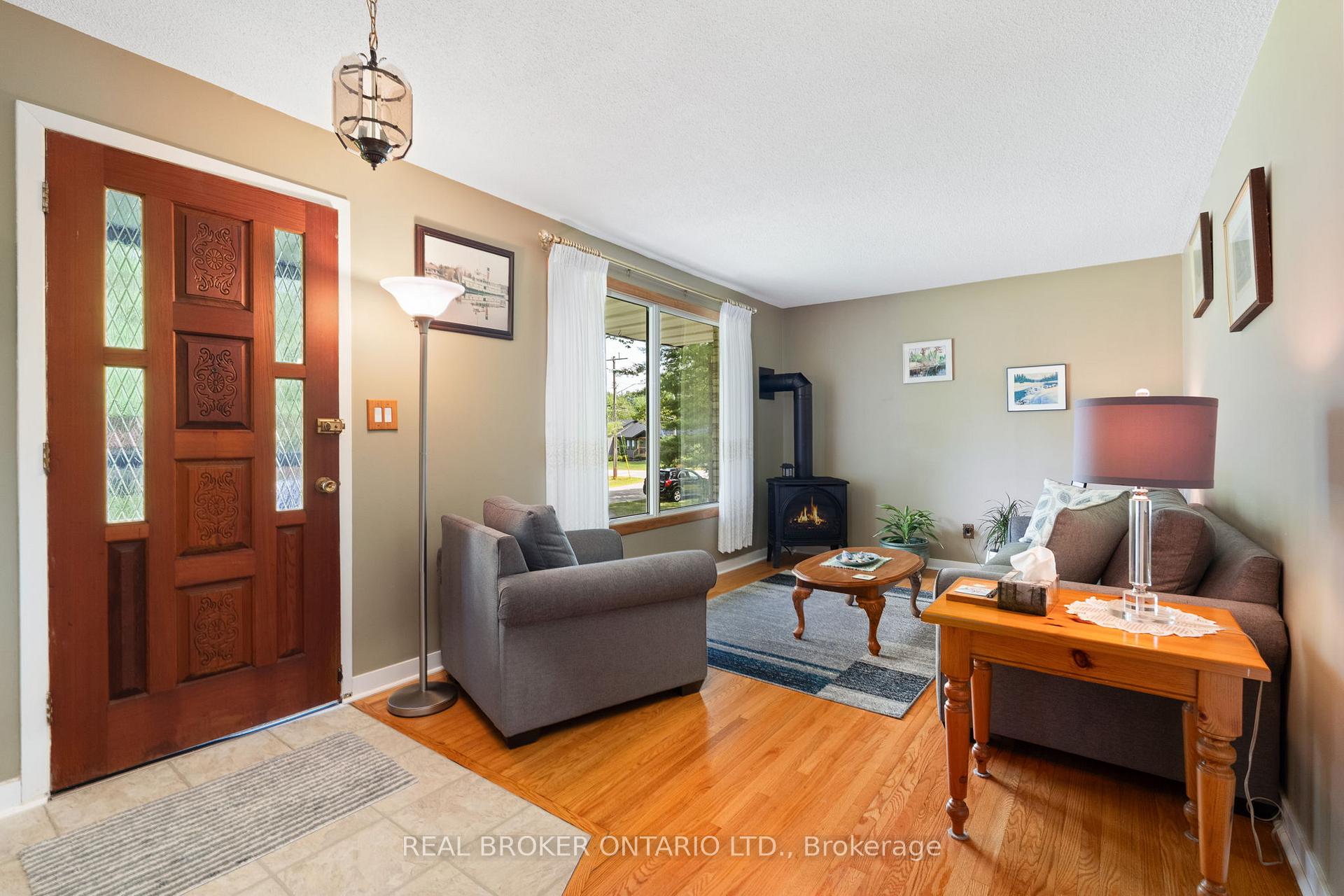 Photo 23 of 145 Blanchard Street W, Gravenhurst, Muskoka (S) — HOMEH