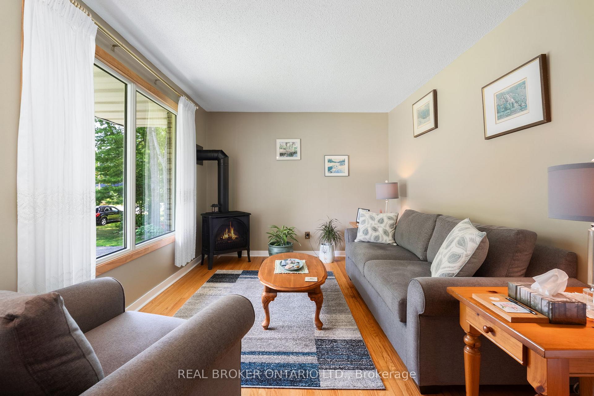 Photo 24 of 145 Blanchard Street W, Gravenhurst, Muskoka (S) — HOMEH
