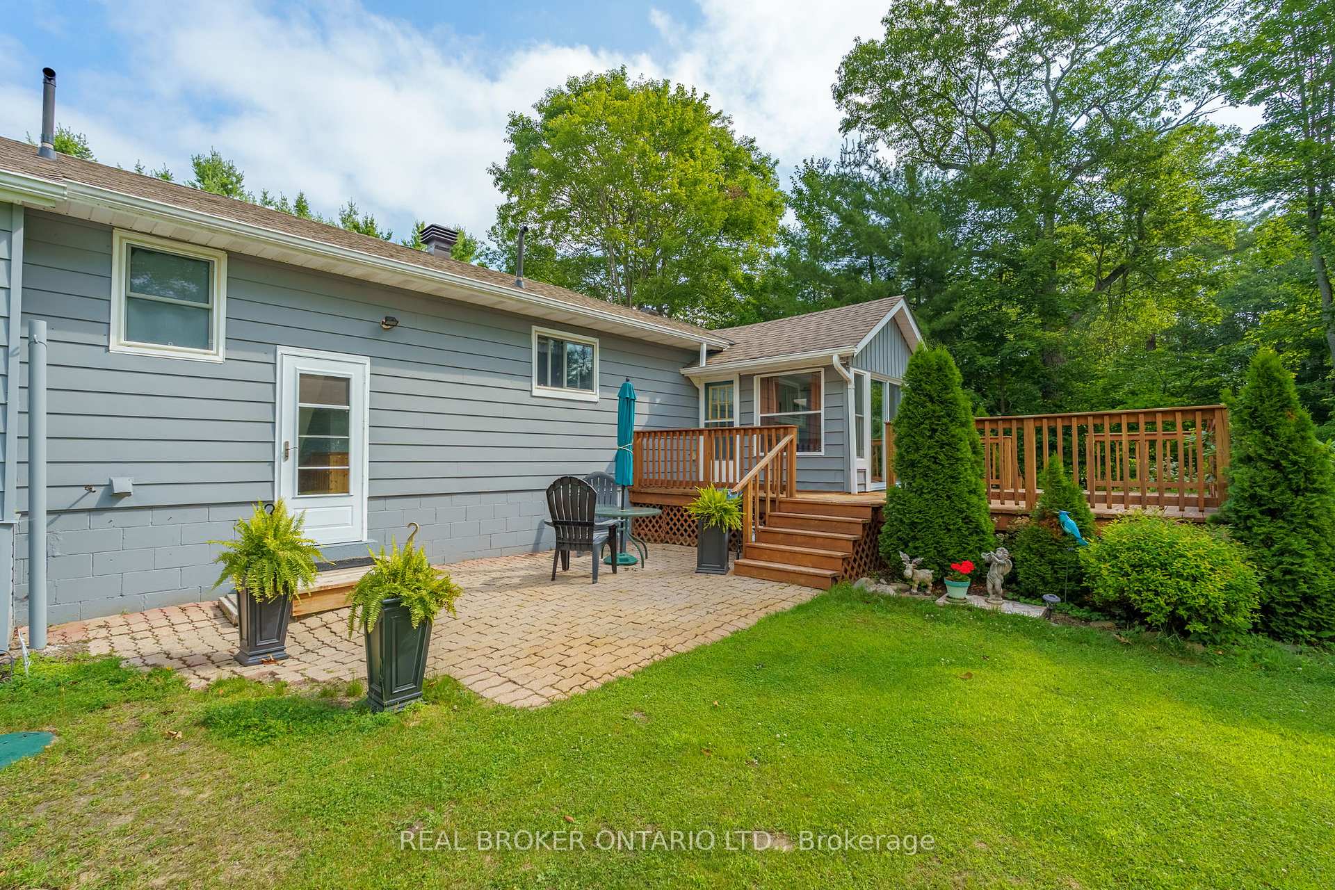 Photo 39 of 145 Blanchard Street W, Gravenhurst, Muskoka (S) — HOMEH