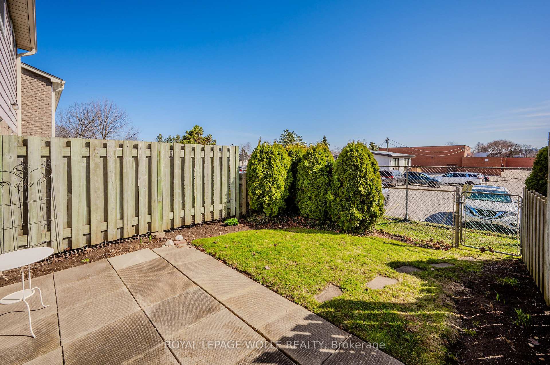 Photo 23 of Unit 33, 25 Upper Canada Drive, Kitchener — HOMEH
