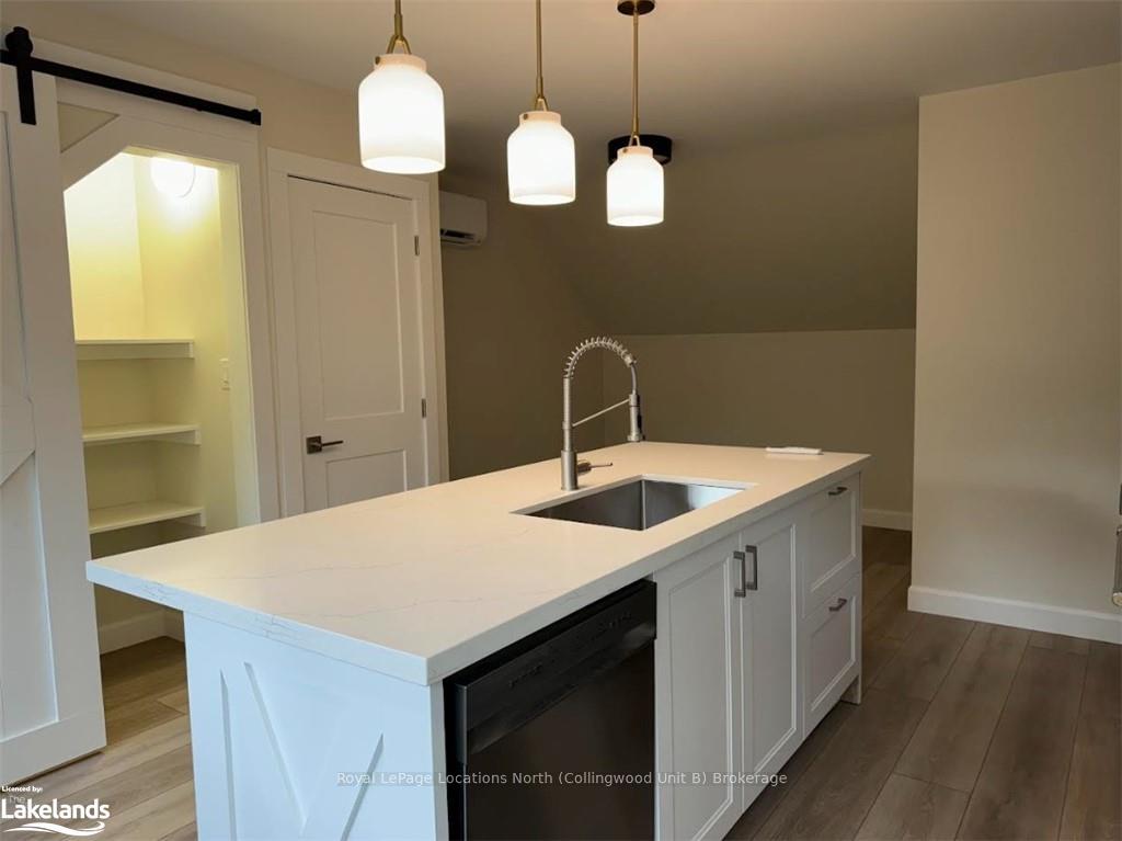 Photo 4 of 342 Scarlett Line, Springwater, Rural Springwater — HOMEH
