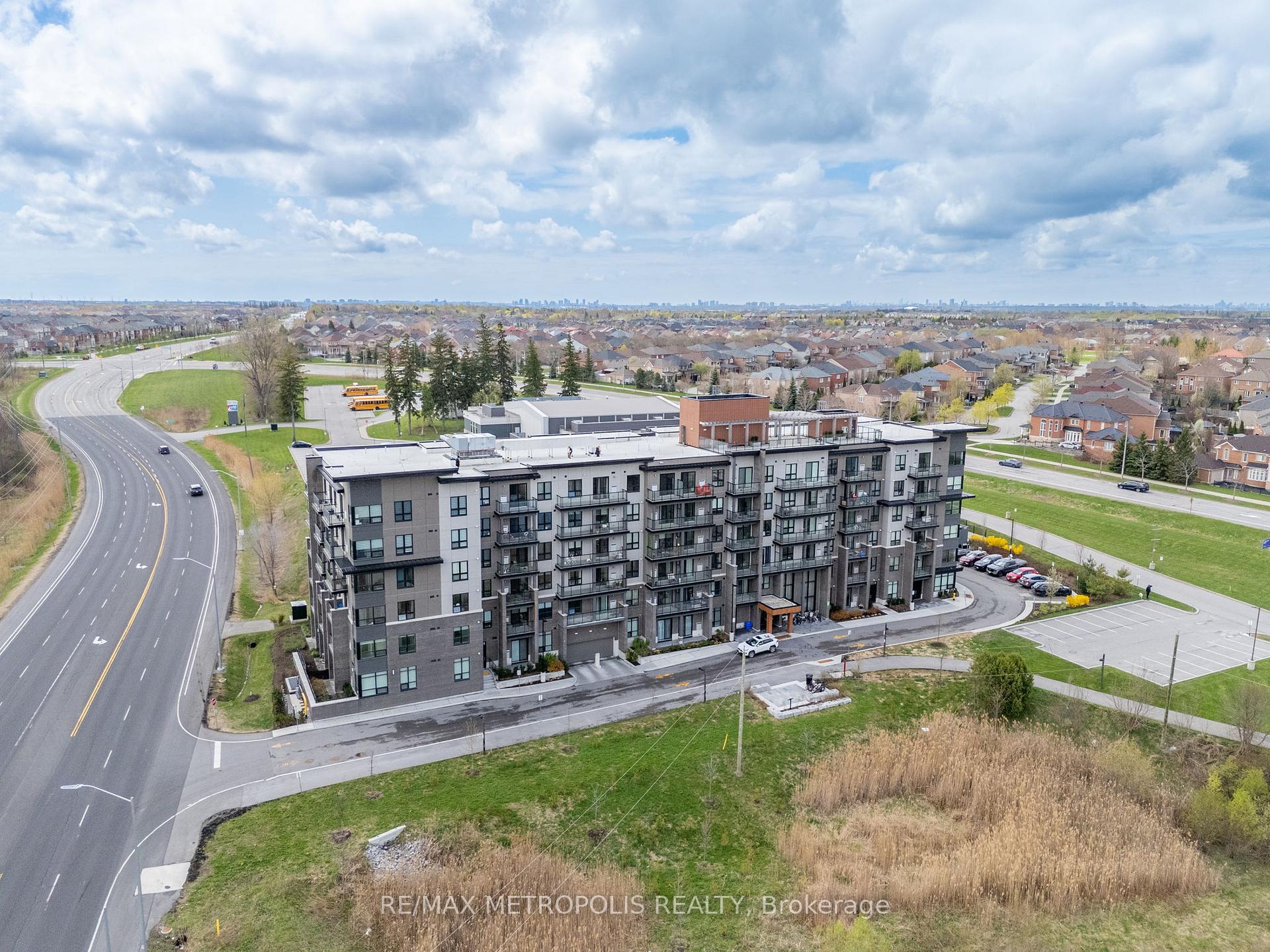 Photo 3 of Unit 212, 9700 Ninth Line, Markham, Greensborough — HOMEH