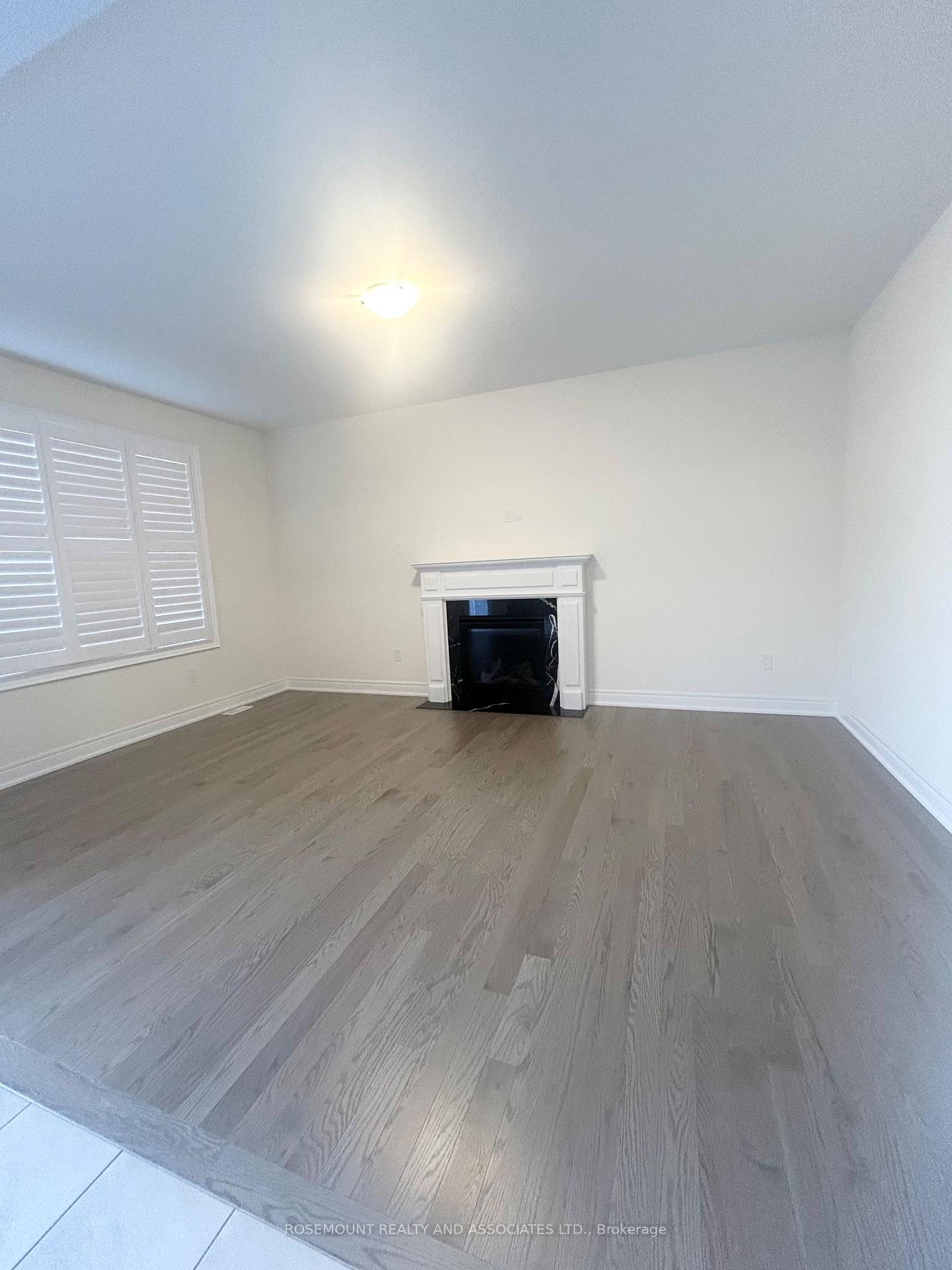 Photo 5 of 93 Wamsley Crescent, Clarington, Newcastle — HOMEH