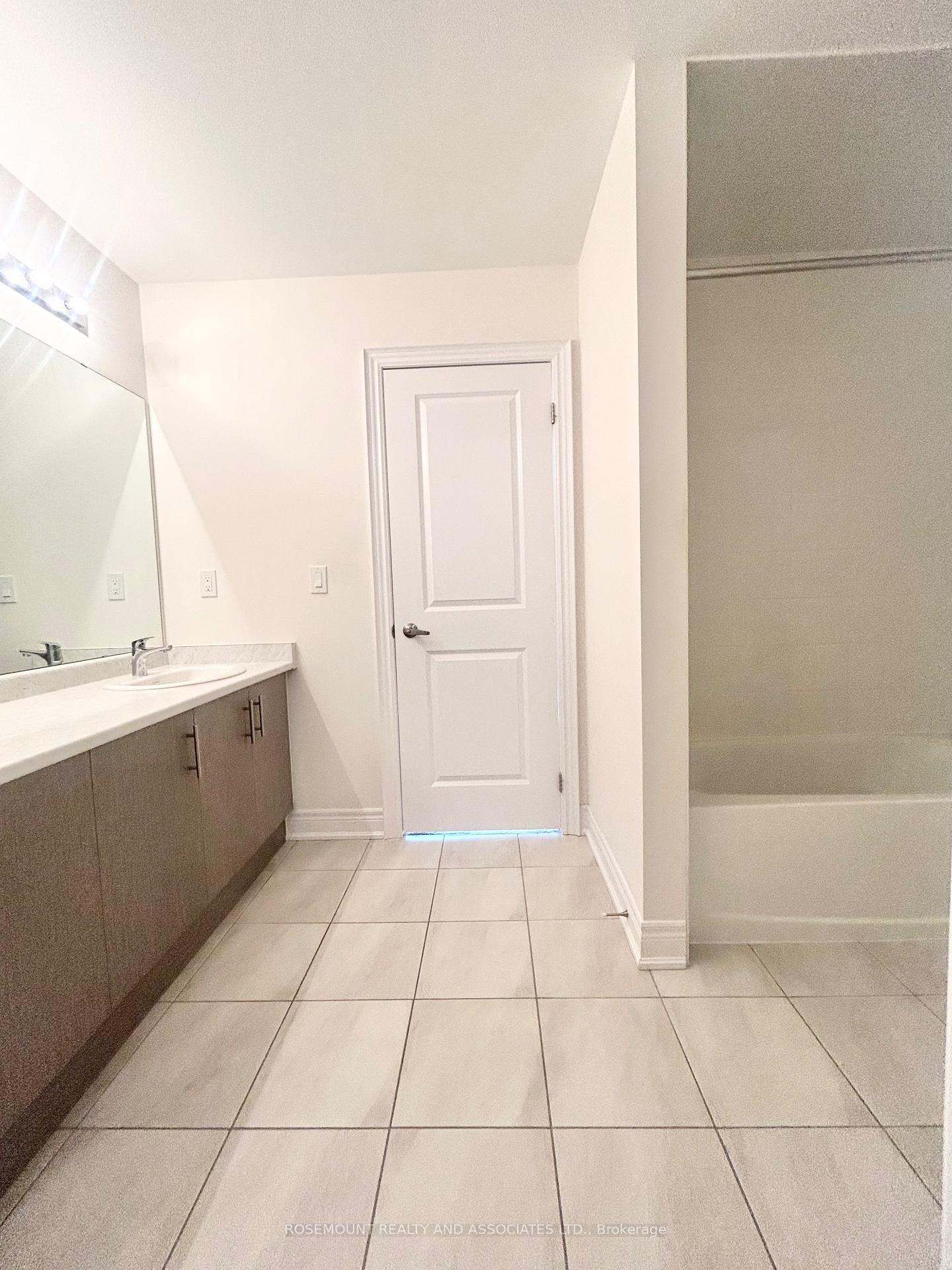 Photo 11 of 93 Wamsley Crescent, Clarington, Newcastle — HOMEH