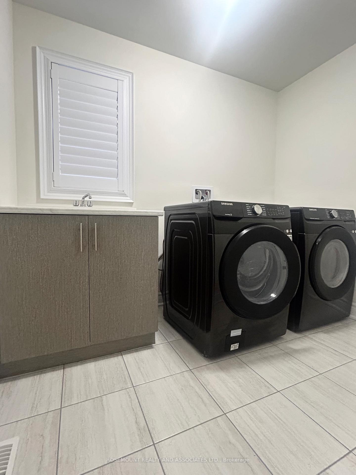 Photo 15 of 93 Wamsley Crescent, Clarington, Newcastle — HOMEH