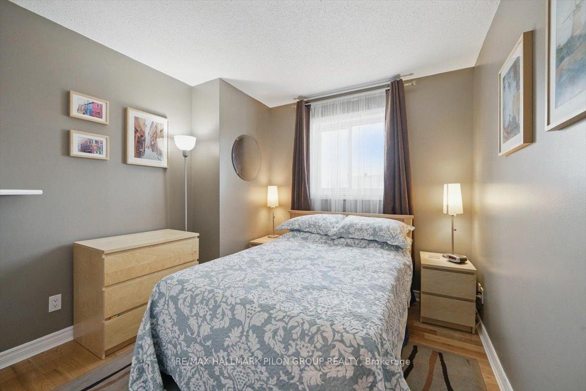 Photo 15 of Unit 606, 1589 St. Bernard Street, Ottawa, Sawmill Creek/Timbermill — HOMEH