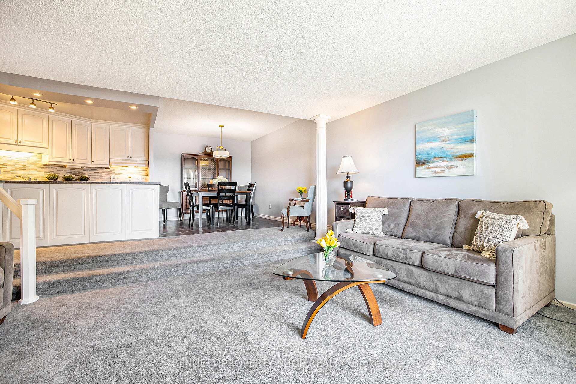Photo 8 of Unit 705, 1171 Ambleside Drive, Ottawa, Woodroffe — HOMEH