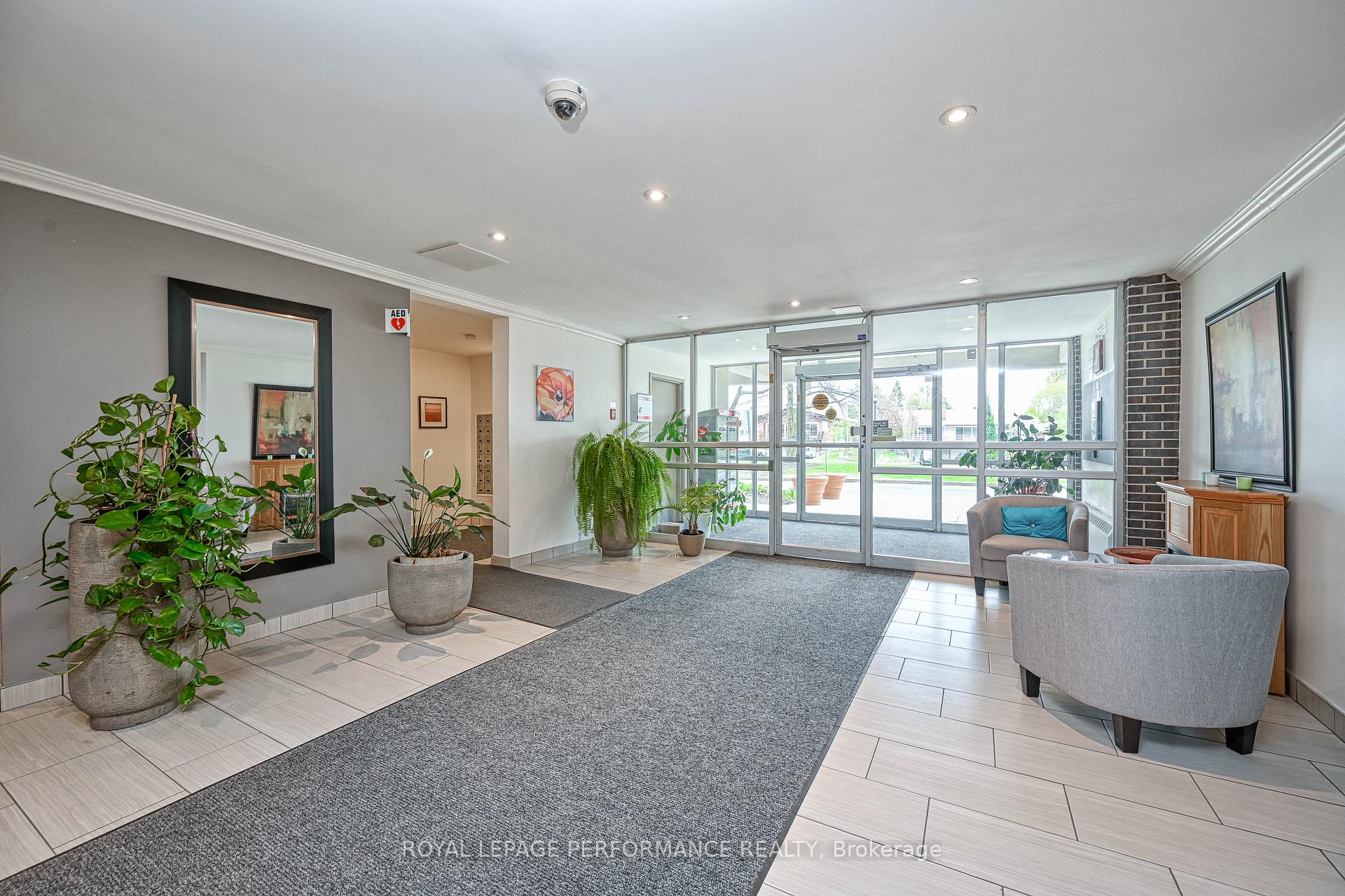 Photo 3 of Unit 308, 2400 Virginia Drive, Ottawa, Guildwood Estates - Urbandale Acres — HOMEH