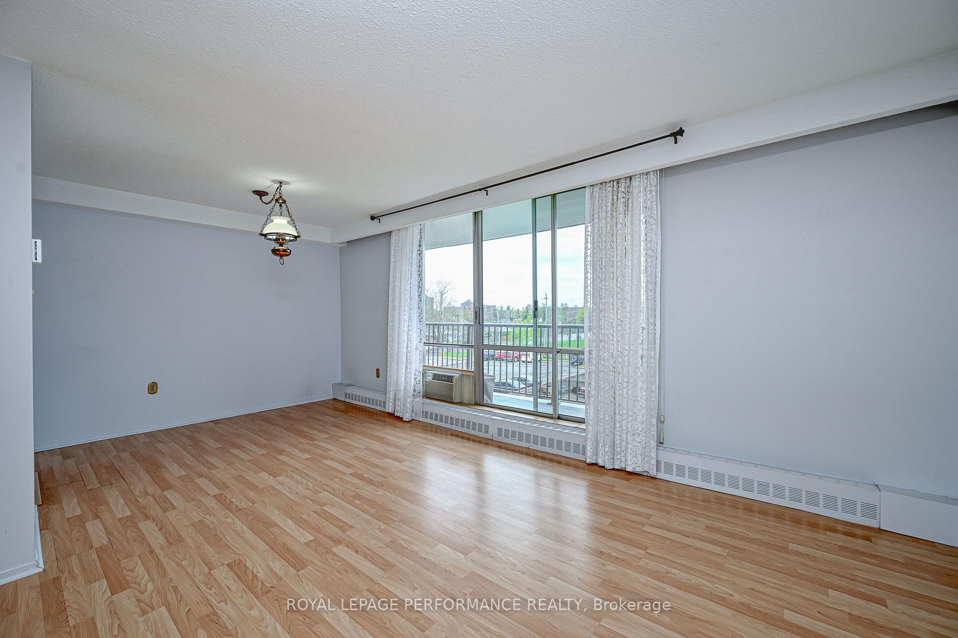 Photo 9 of Unit 308, 2400 Virginia Drive, Ottawa, Guildwood Estates - Urbandale Acres — HOMEH